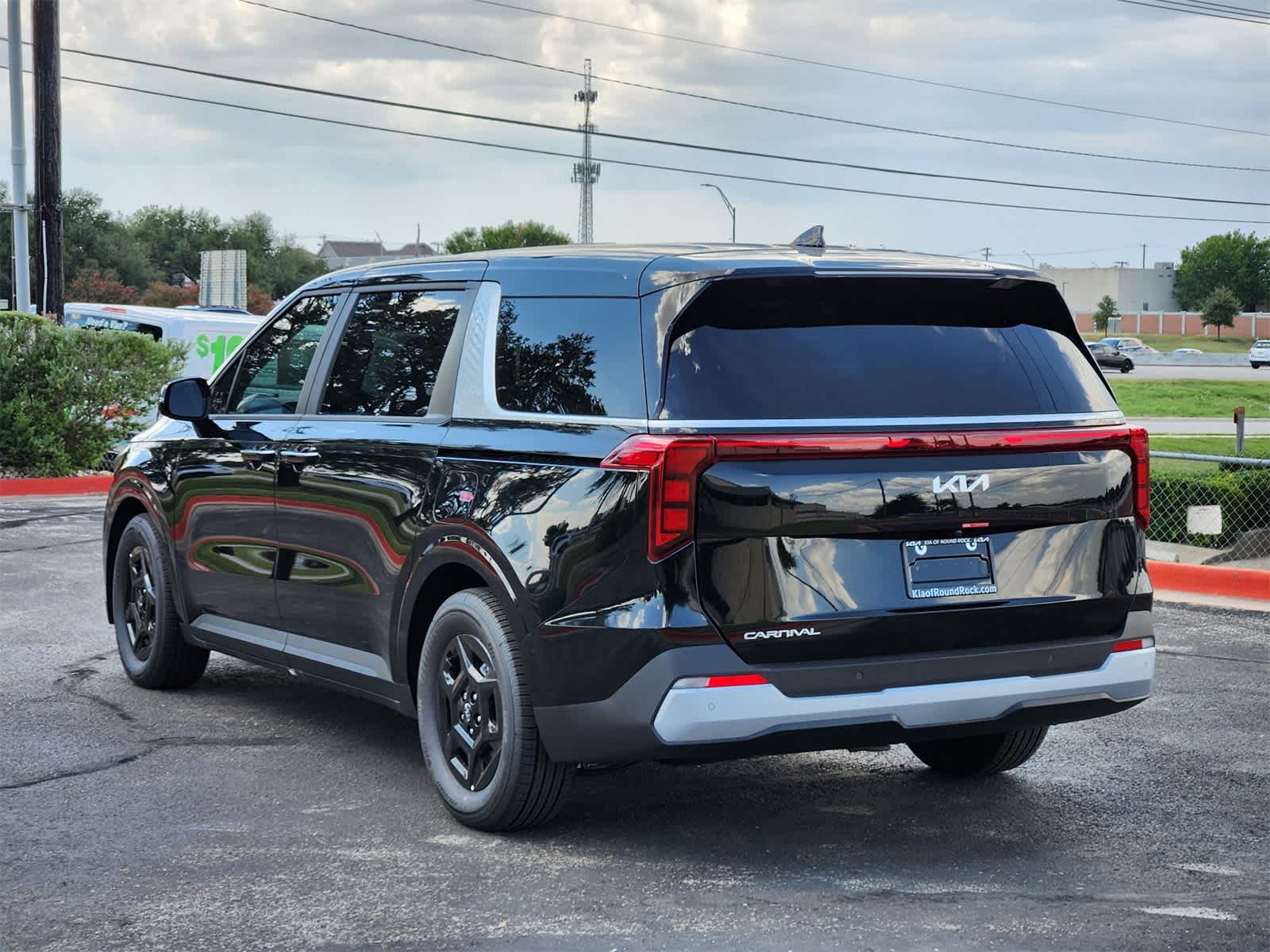 Thumbnail: 2026 Kia Carnival - 5