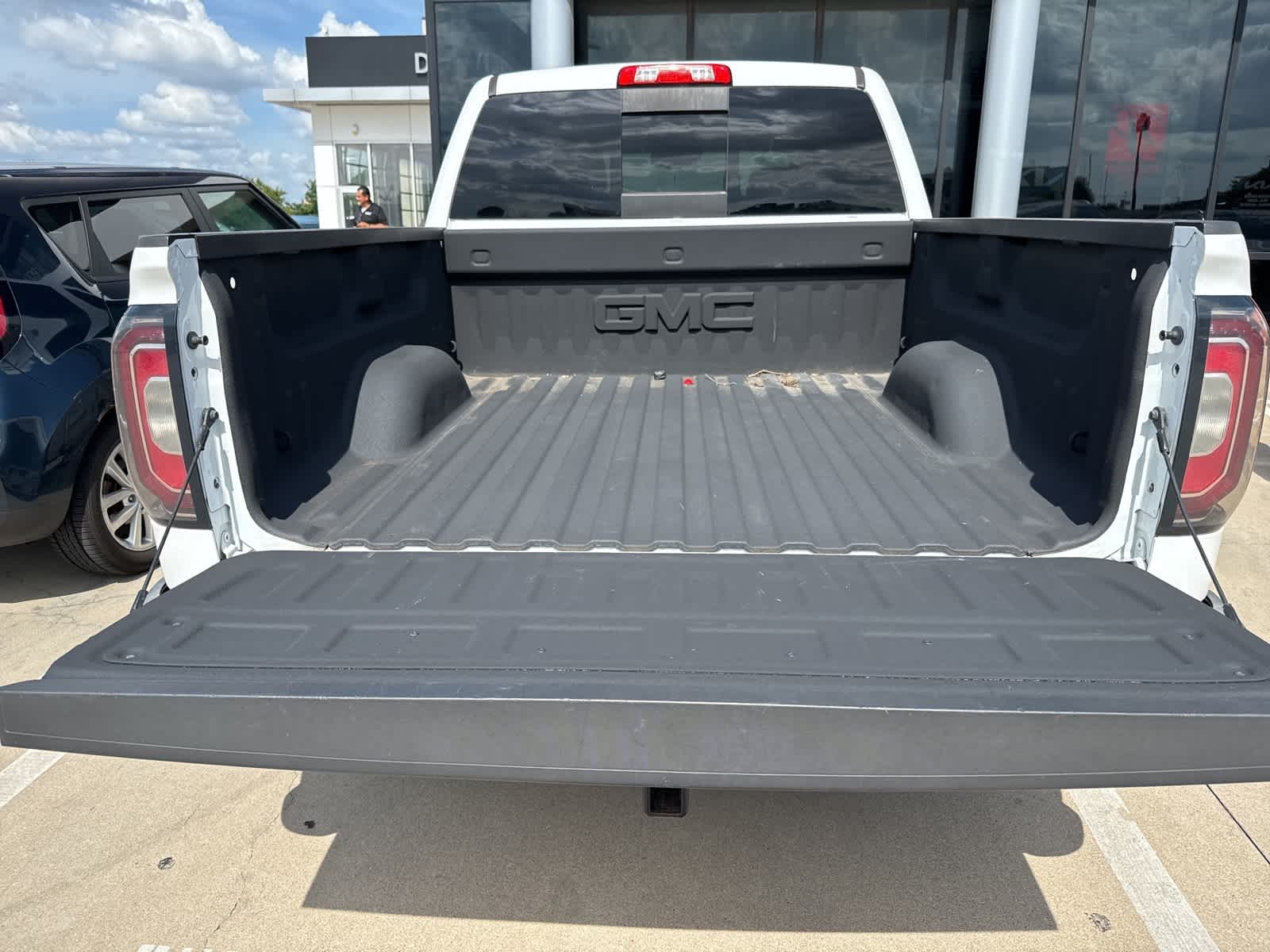 Thumbnail: 2018 GMC Sierra 1500 - 7