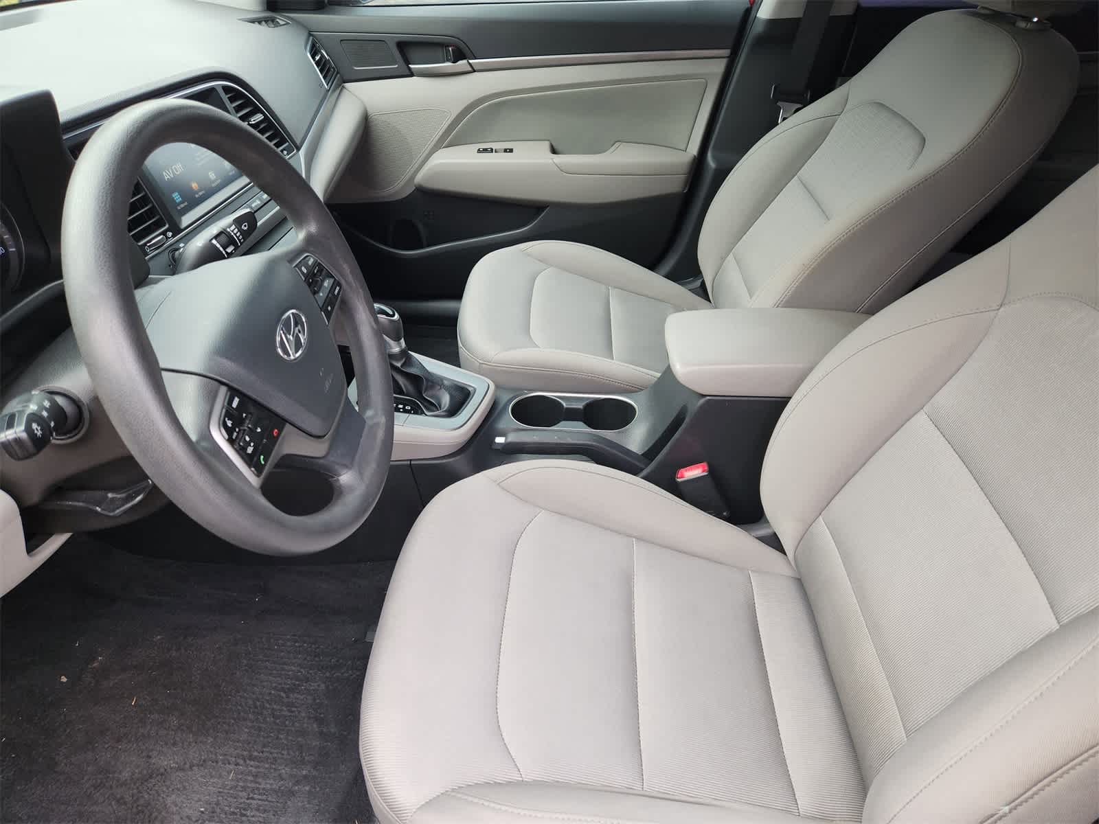 Thumbnail: 2018 Hyundai Elantra - 13