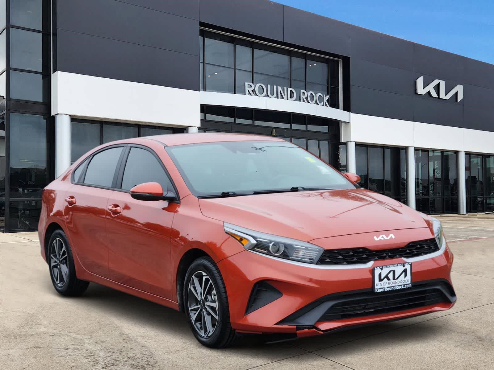 Thumbnail: 2022 Kia Forte - 3
