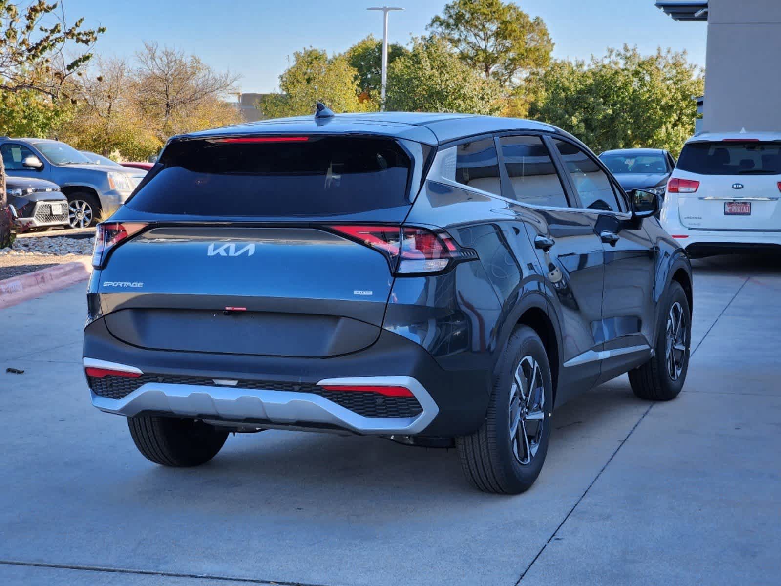 Thumbnail: 2025 Kia Sportage - 5