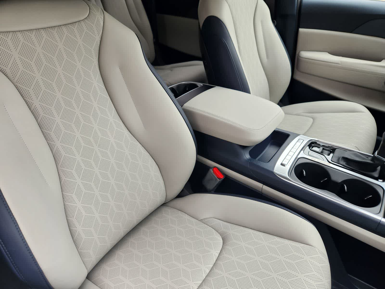 Thumbnail: 2026 Kia Carnival - 12