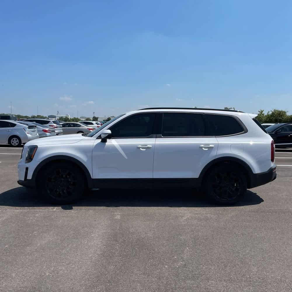 2021 Kia Telluride SX photo 3
