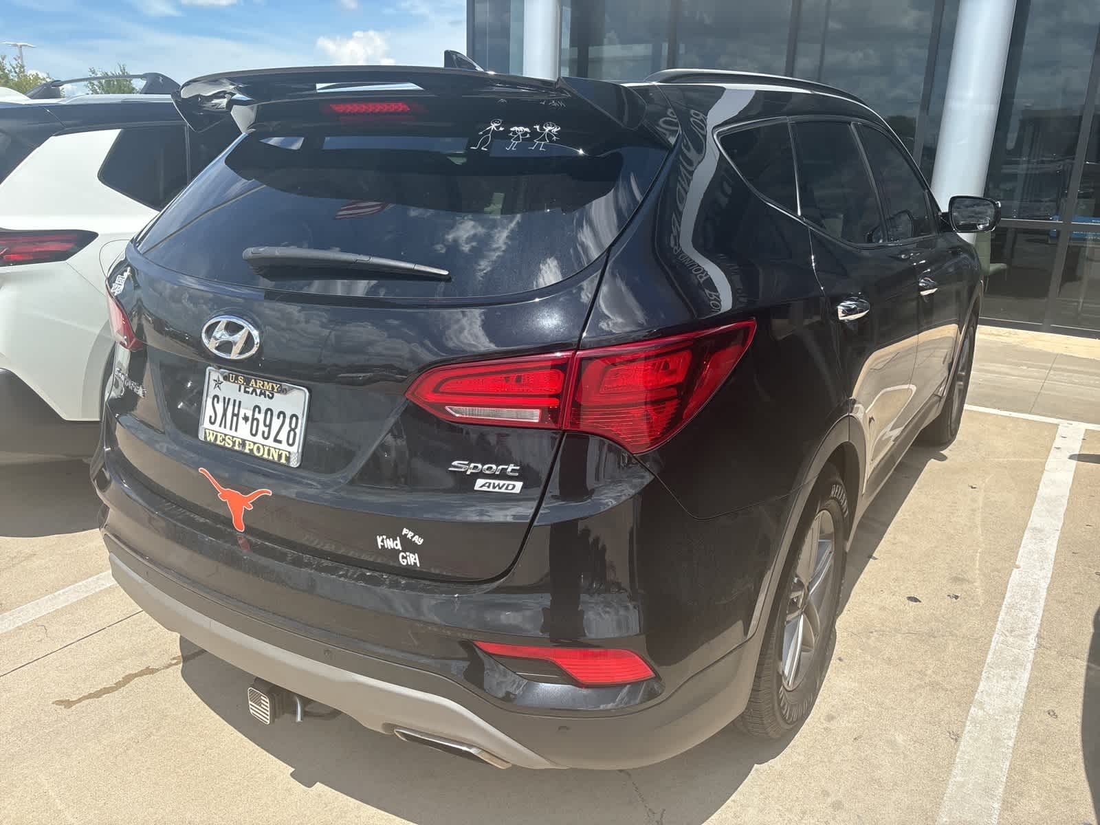 Thumbnail: 2018 Hyundai Santa Fe - 3