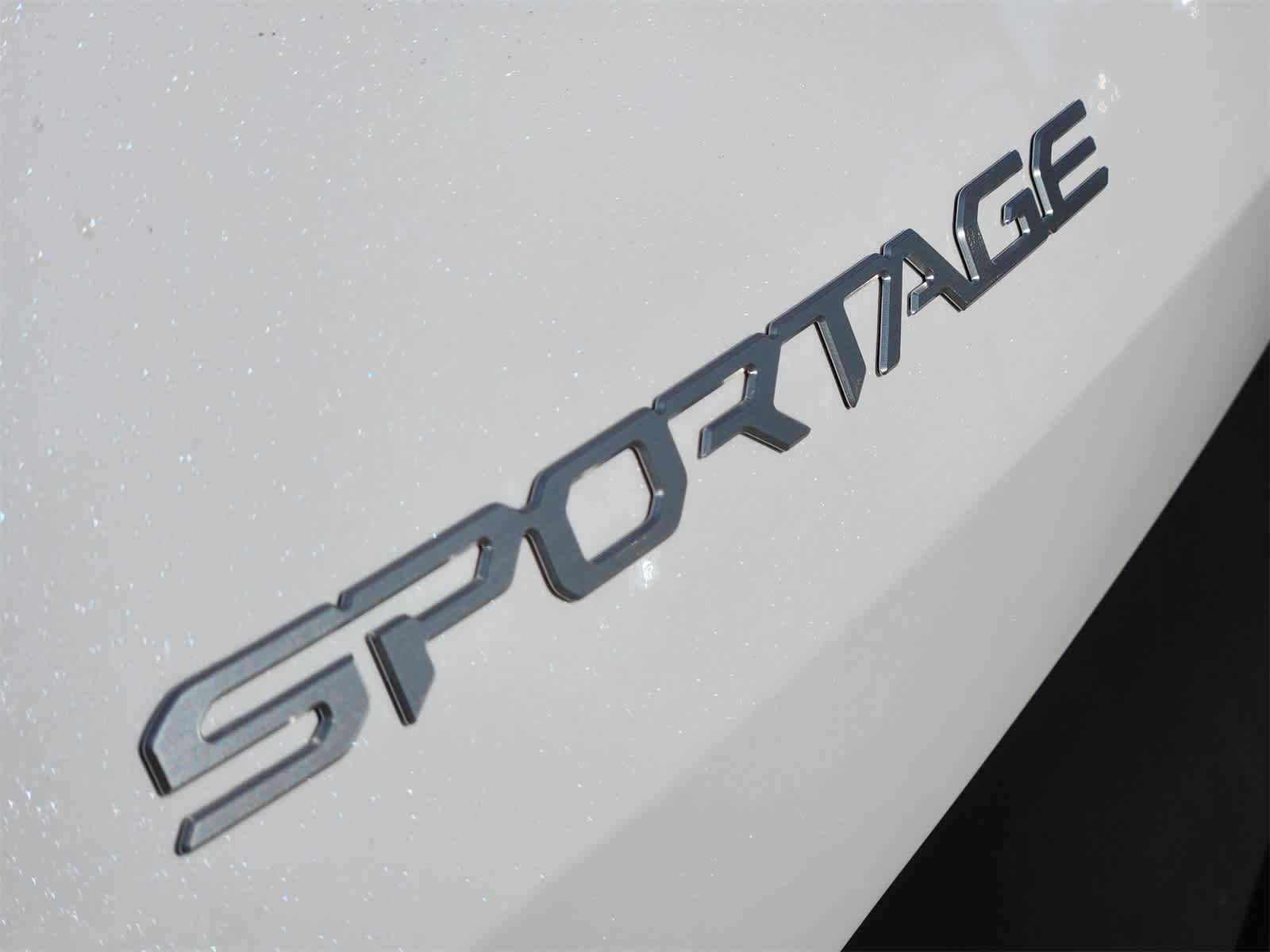 Thumbnail: 2026 Kia Sportage - 10