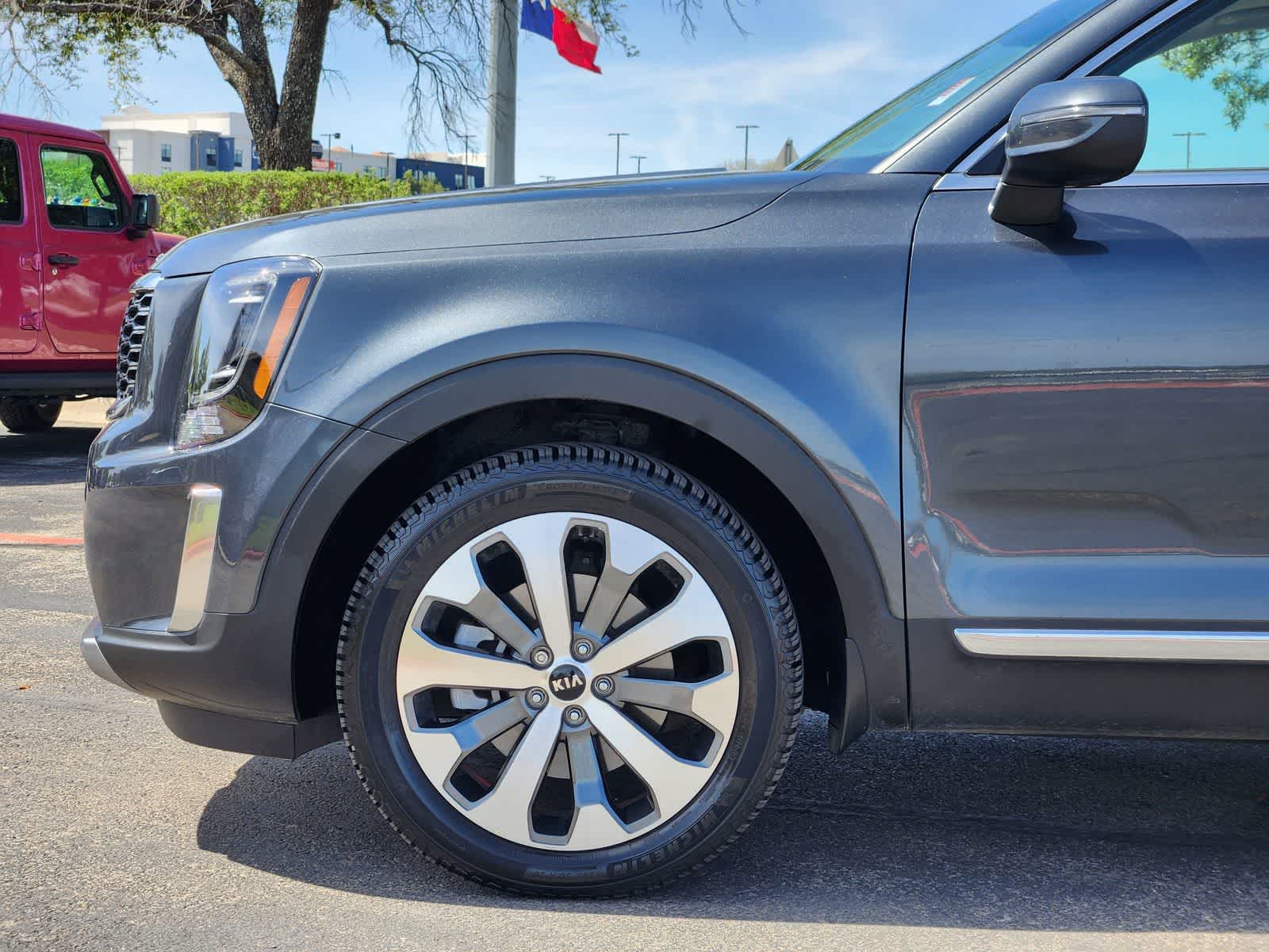 Thumbnail: 2020 Kia Telluride - 7