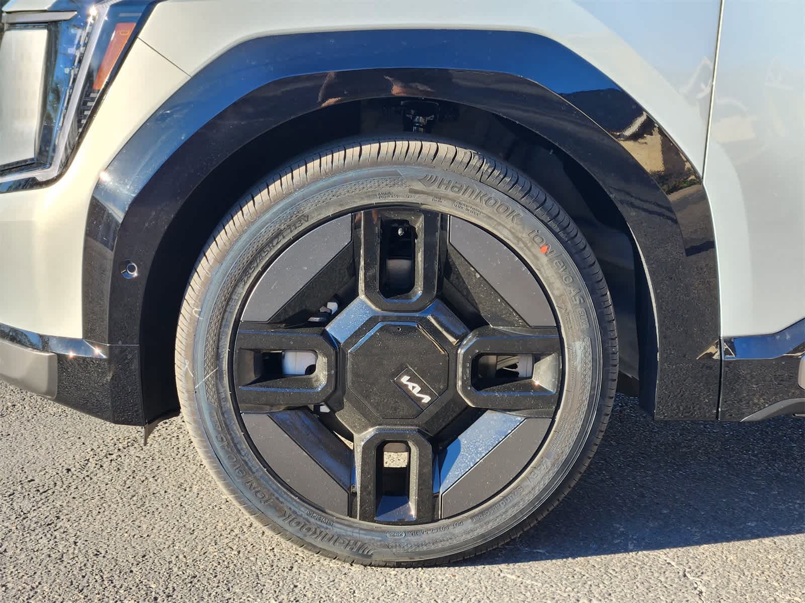 Thumbnail: 2026 Kia EV9 - 9