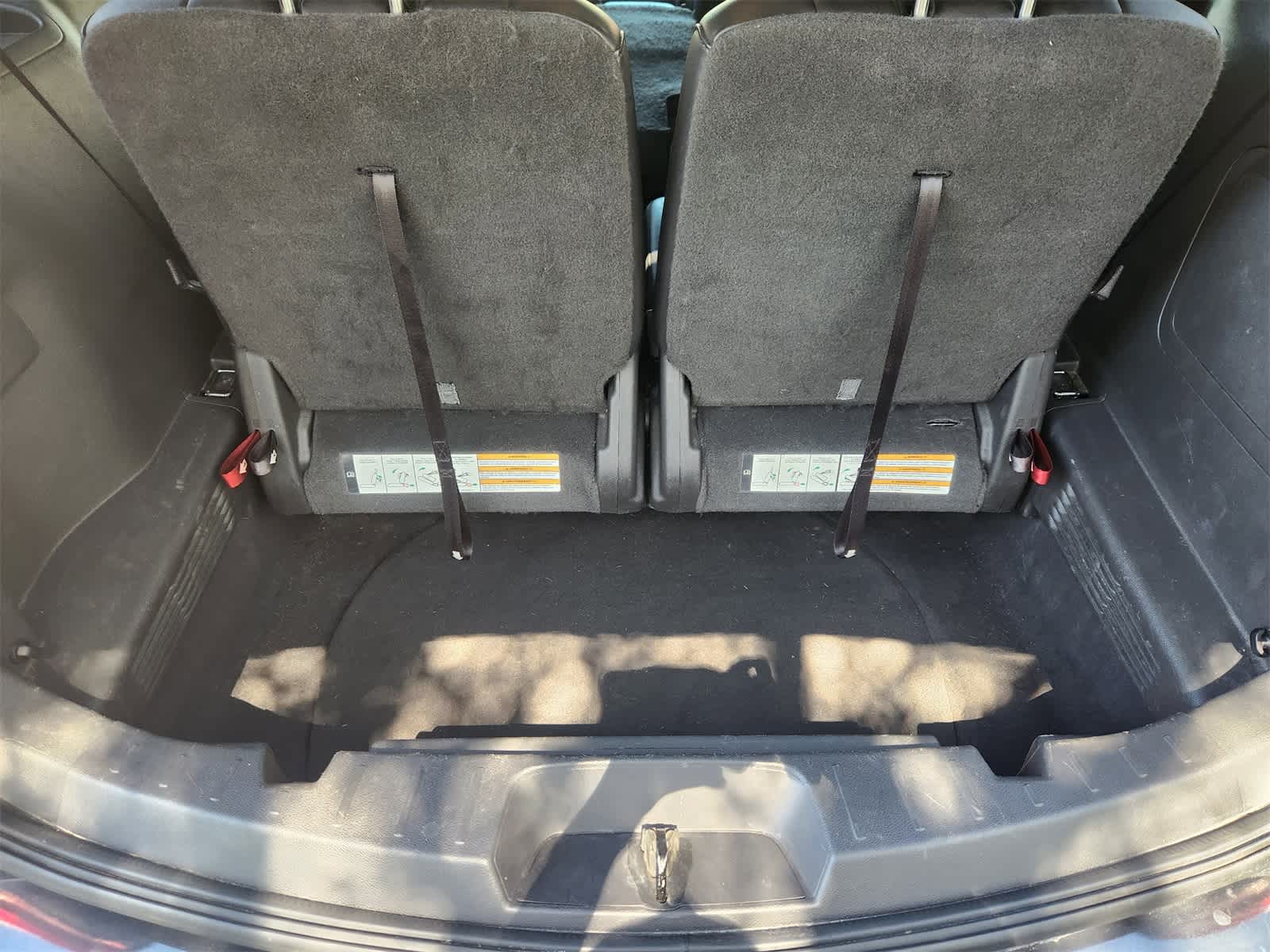 Thumbnail: 2013 Ford Explorer - 32