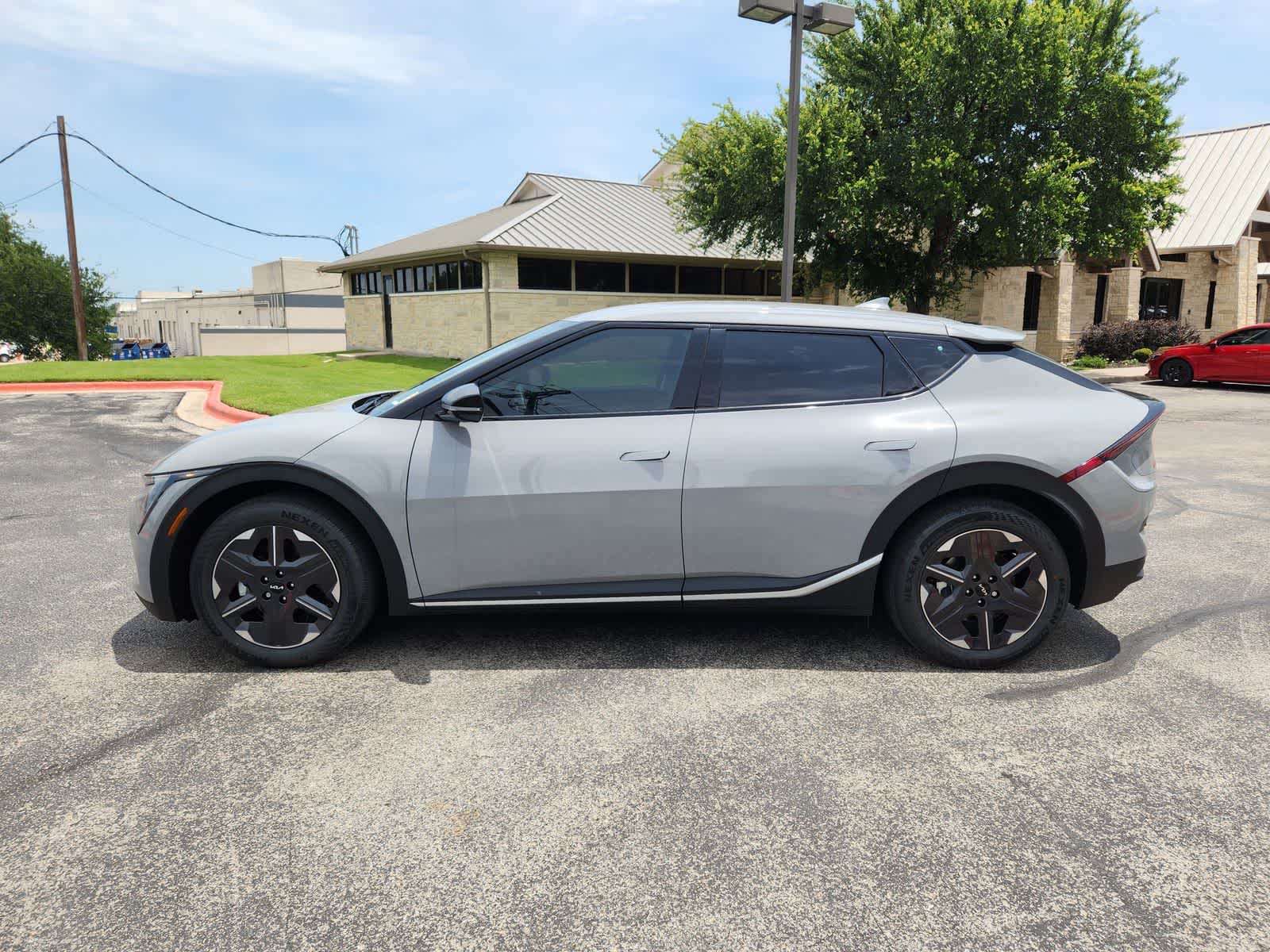 Thumbnail: 2026 Kia EV6 - 3