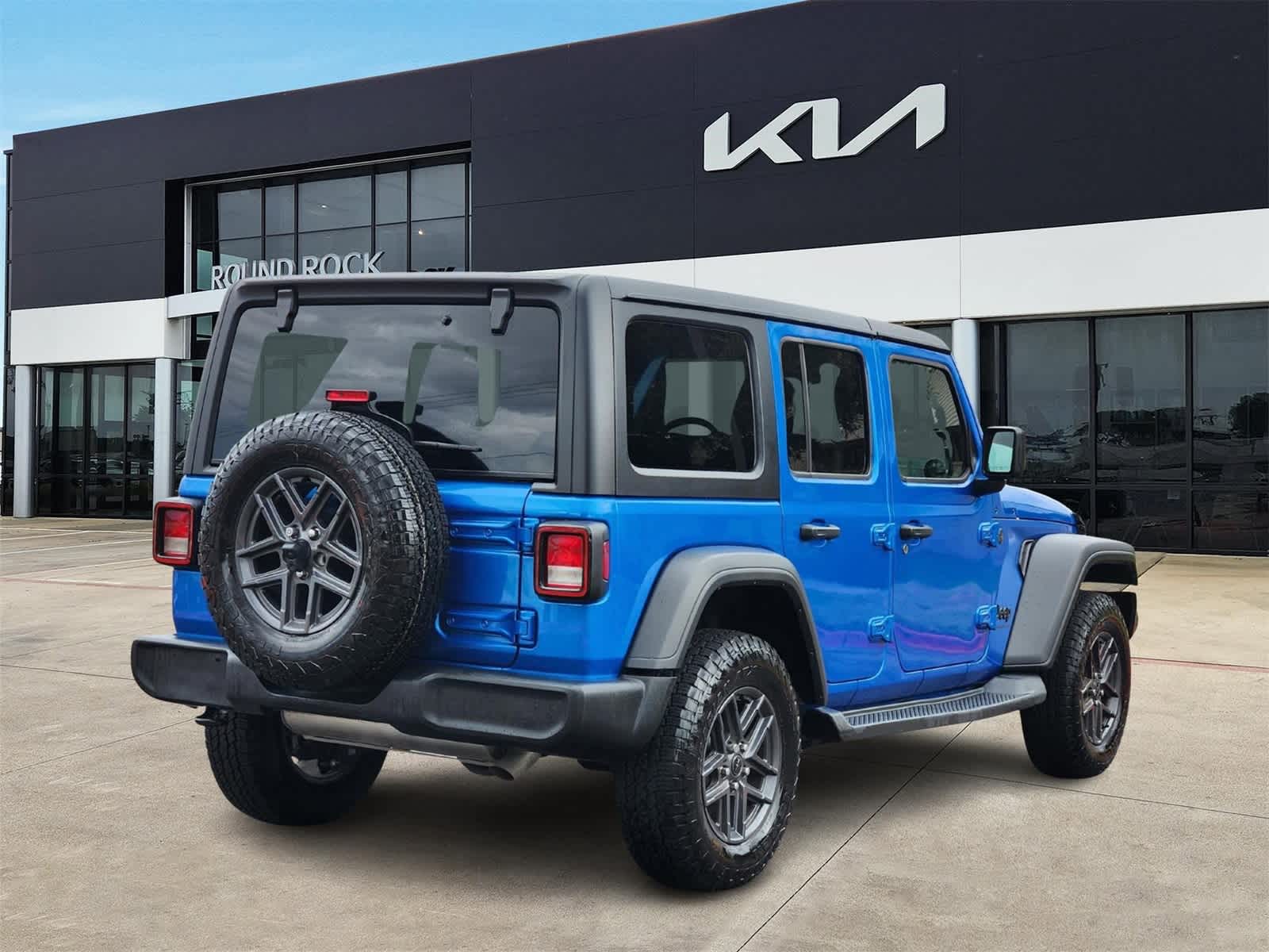 Thumbnail: 2024 Jeep Wrangler - 5