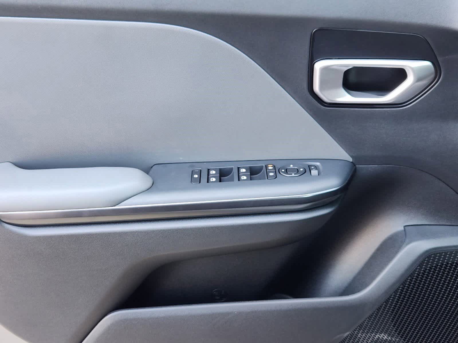 Thumbnail: 2025 Kia K4 - 18