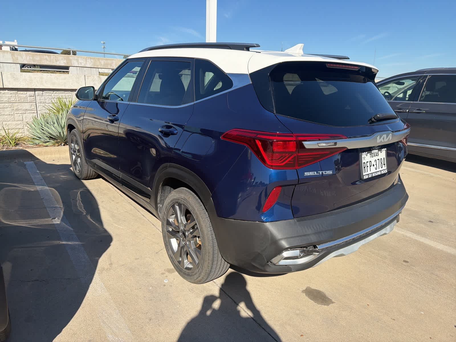 Thumbnail: 2022 Kia Seltos - 2