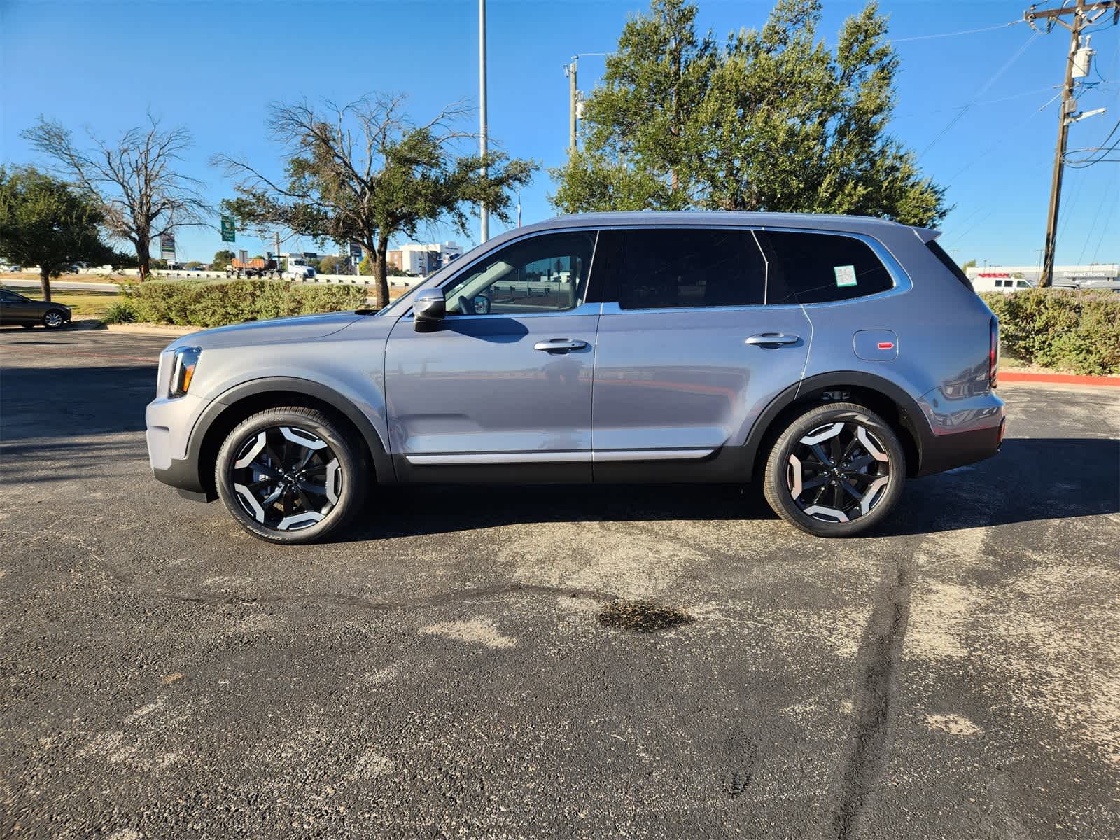 Thumbnail: 2025 Kia Telluride - 4