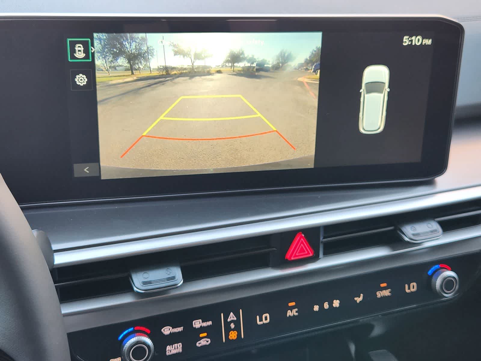 Thumbnail: 2026 Kia Sorento - 16