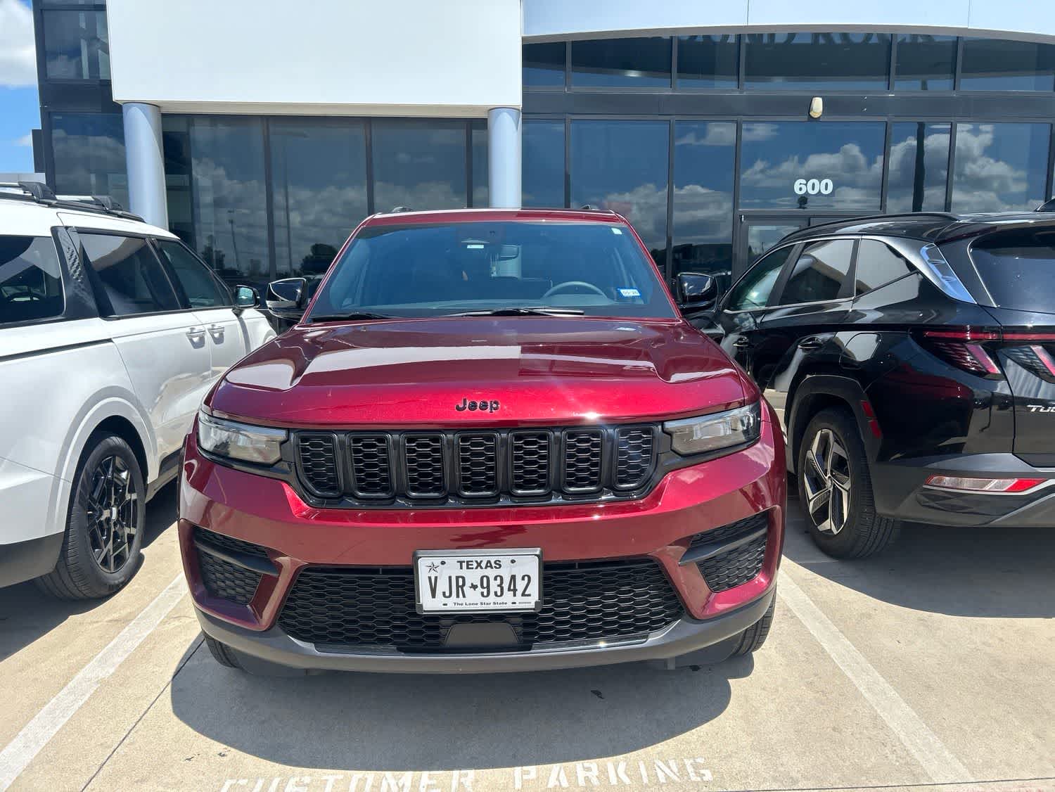 Thumbnail: 2024 Jeep Grand Cherokee - 12