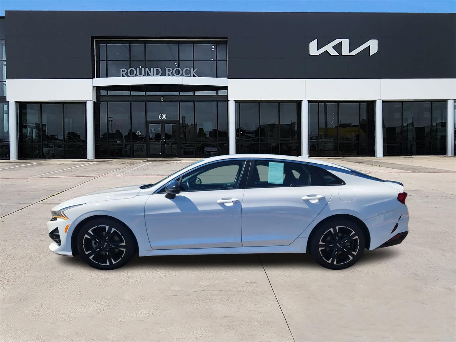 Thumbnail: 2023 Kia K5 - 4