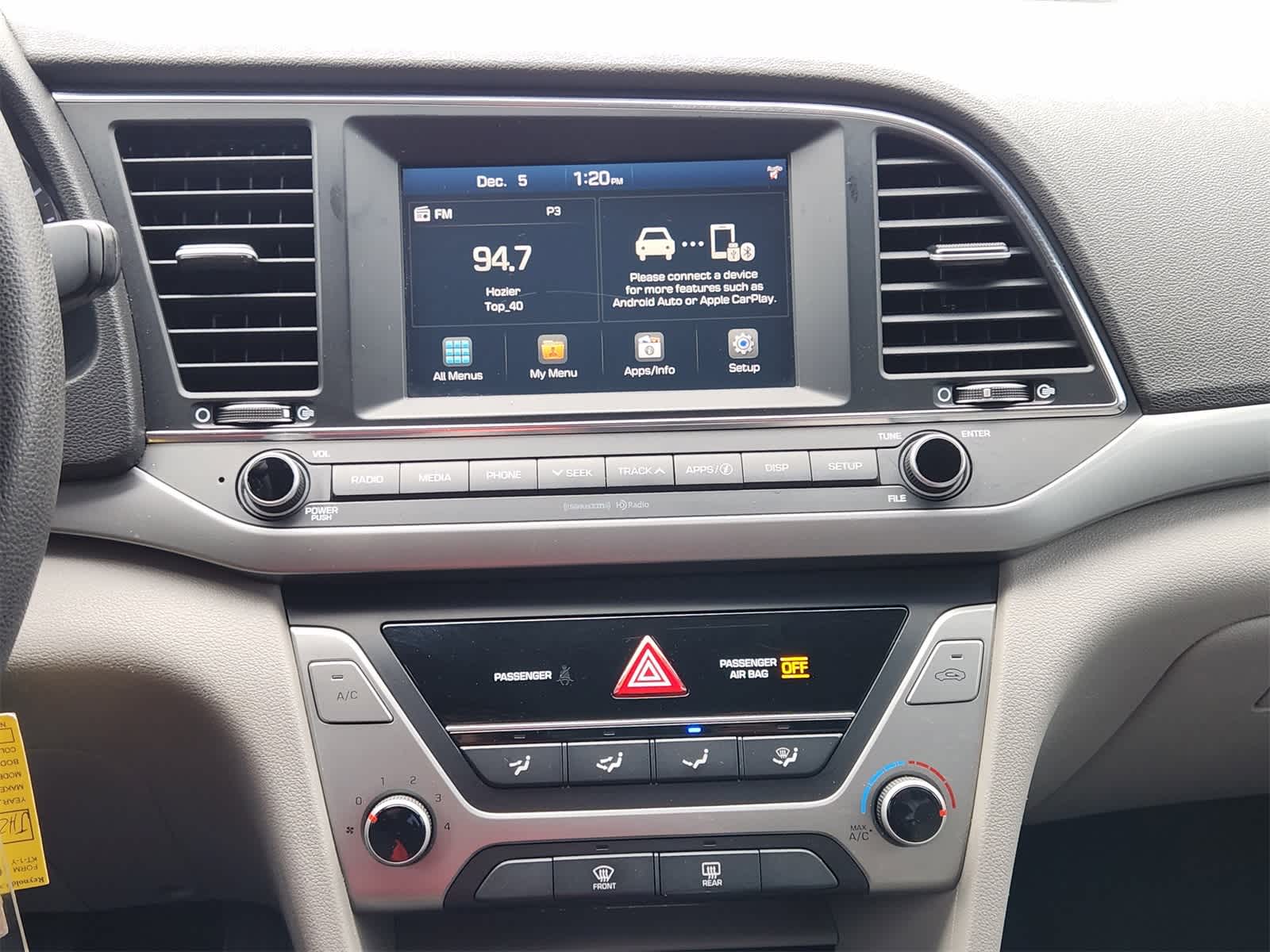 Thumbnail: 2018 Hyundai Elantra - 17