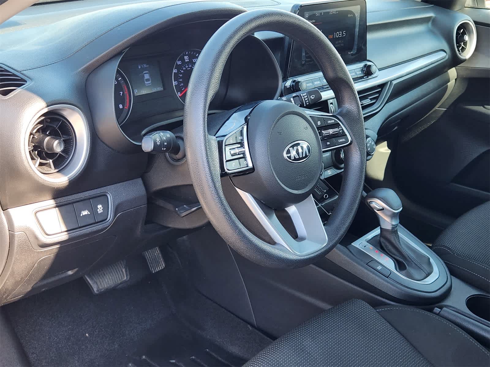 2020 Kia Forte LXS photo 2