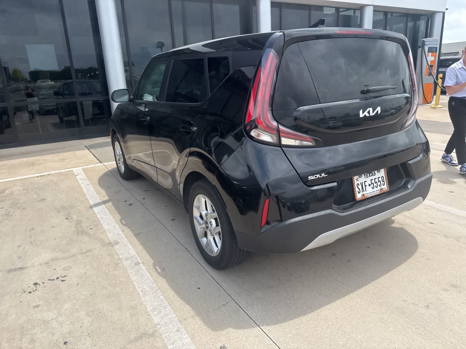 Thumbnail: 2023 Kia Soul - 8