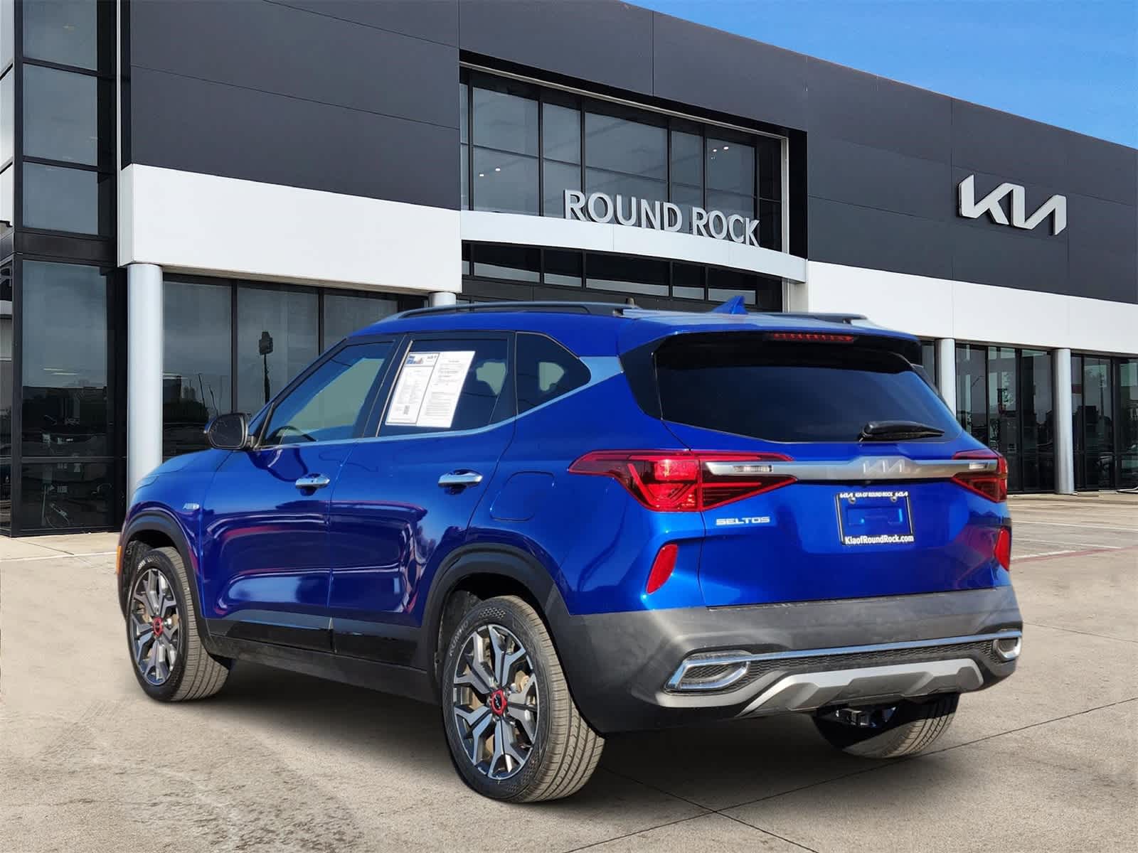 Thumbnail: 2023 Kia Seltos - 6