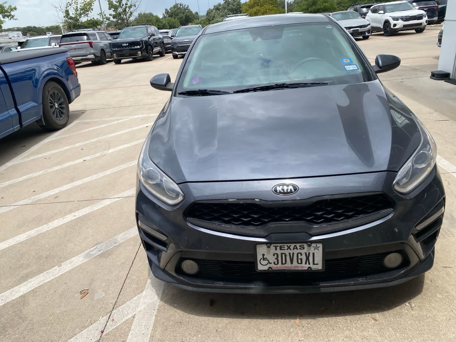 Thumbnail: 2020 Kia Forte - 2
