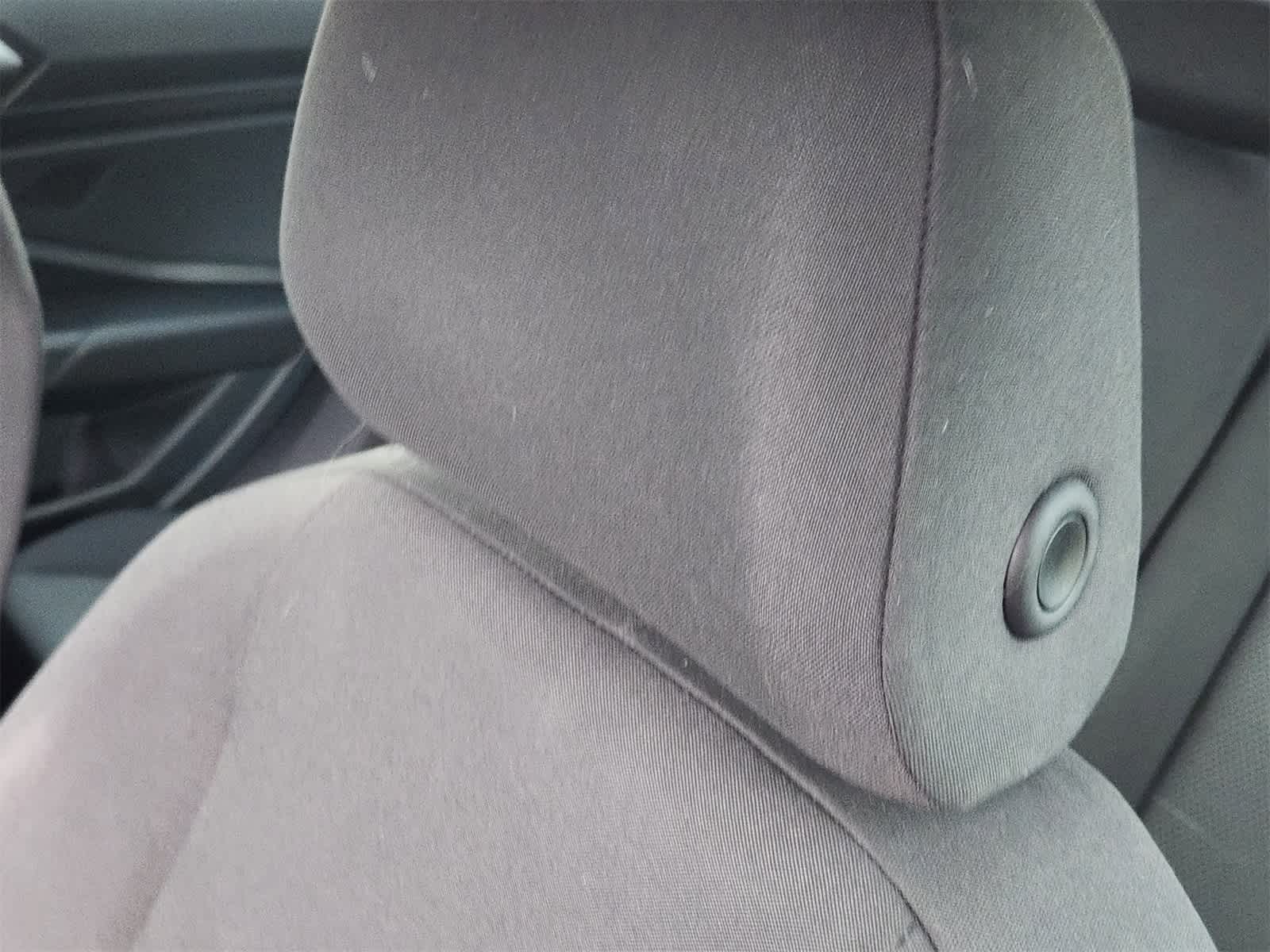 Thumbnail: 2019 Volkswagen Jetta - 14