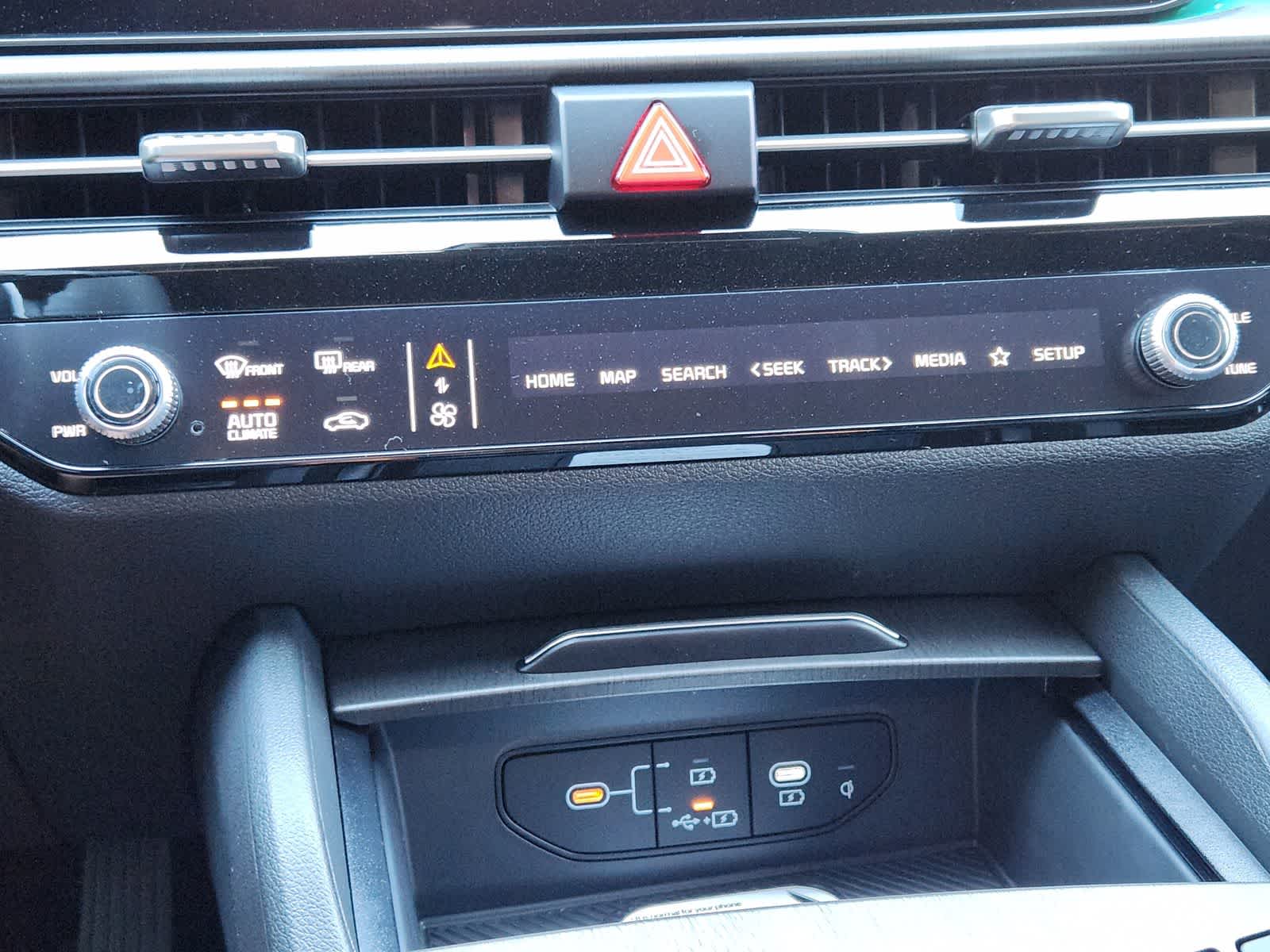 Thumbnail: 2026 Kia Sportage - 16