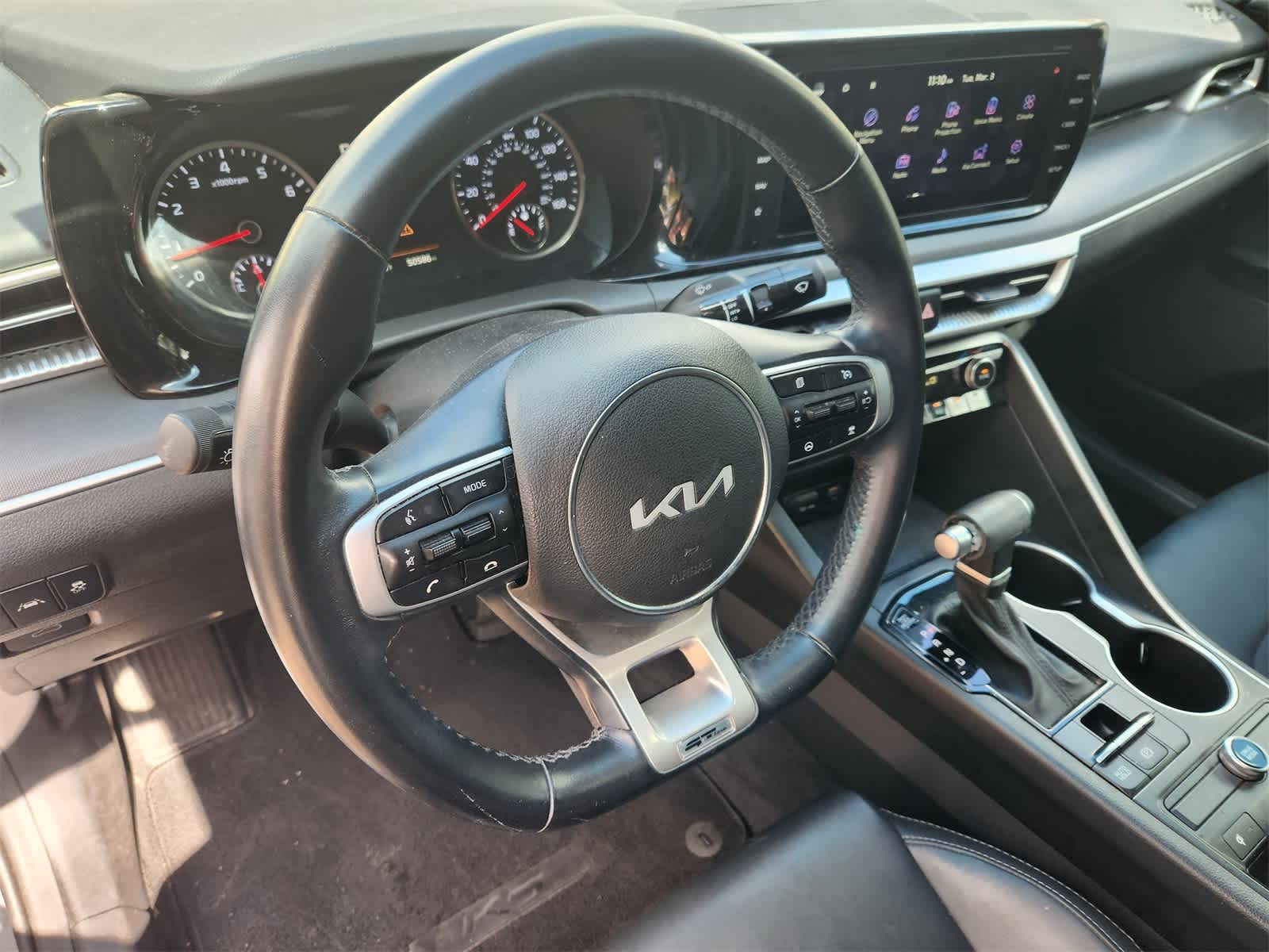 Thumbnail: 2023 Kia K5 - 2