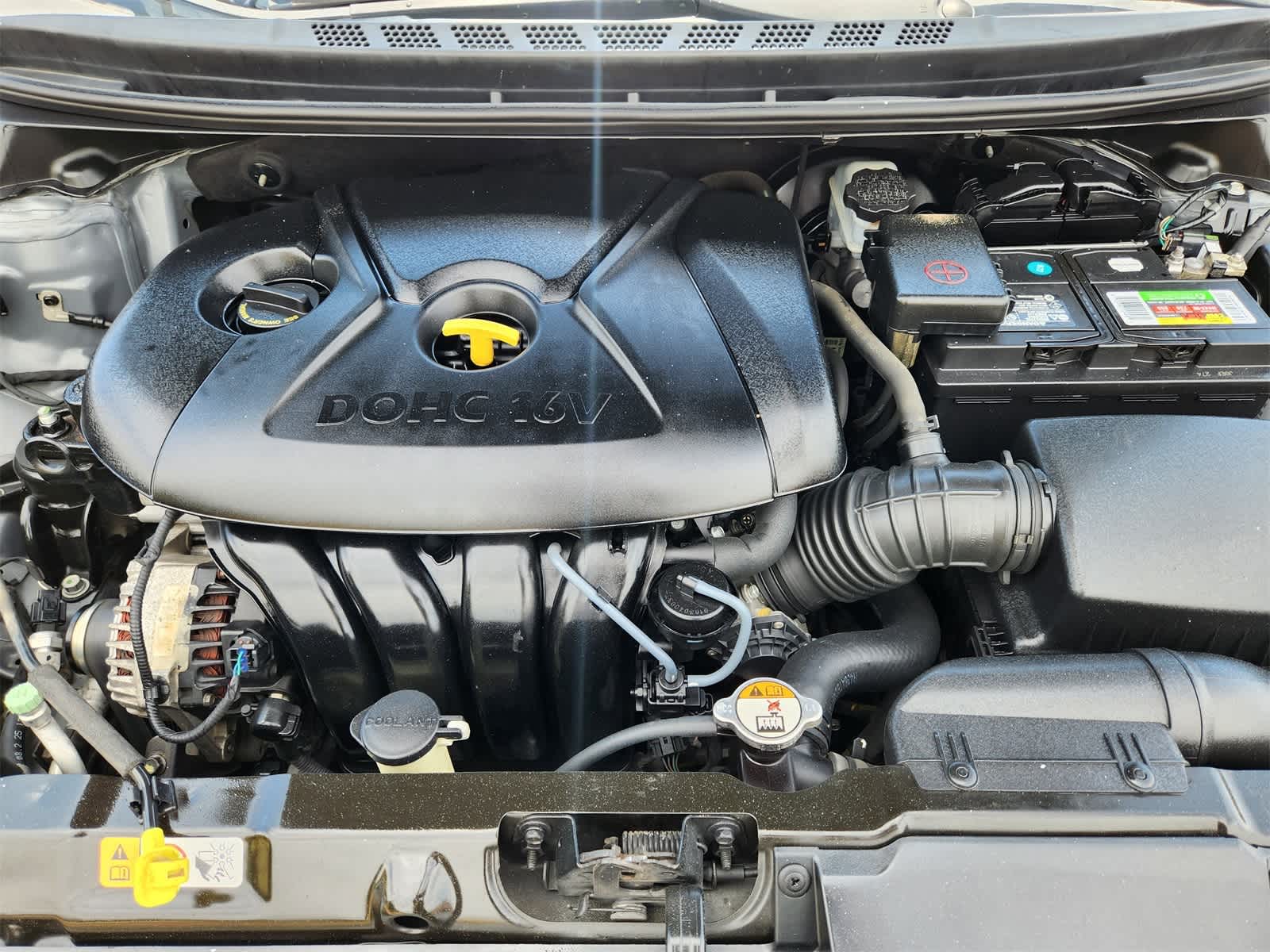 2013 Hyundai Elantra GLS 27