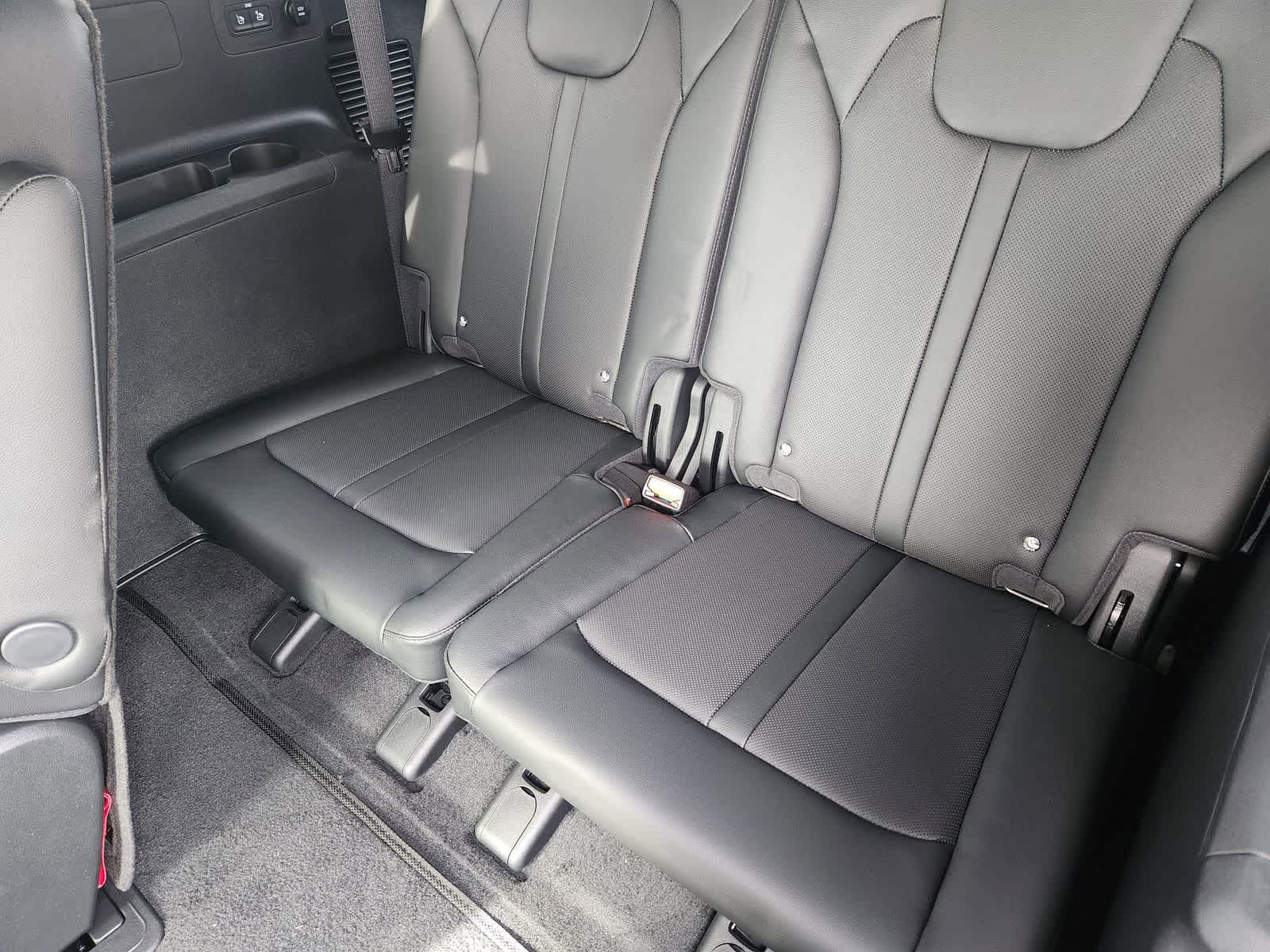 Thumbnail: 2026 Kia Sorento - 25