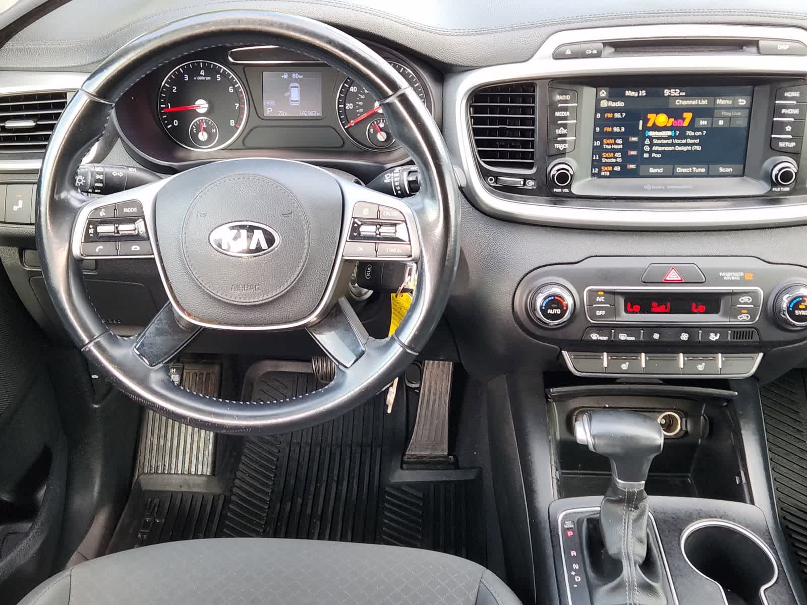 Thumbnail: 2019 Kia Sorento - 24