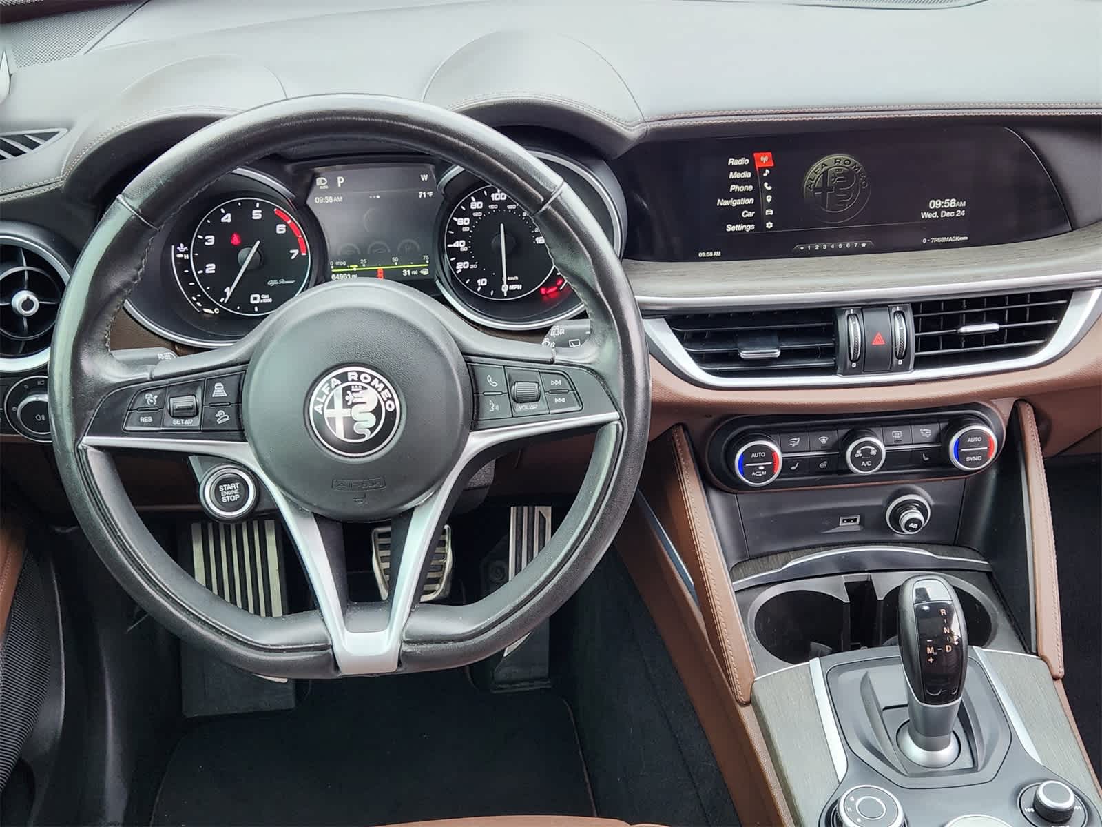 Thumbnail: 2019 Alfa Romeo Stelvio - 27