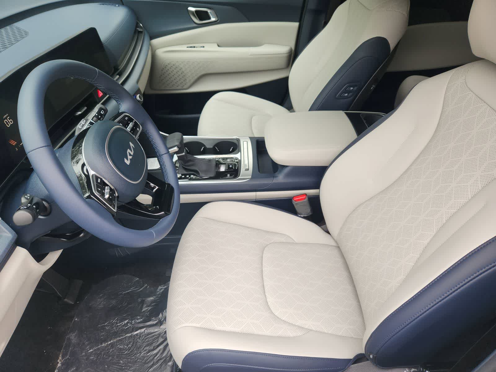 Thumbnail: 2026 Kia Carnival - 12