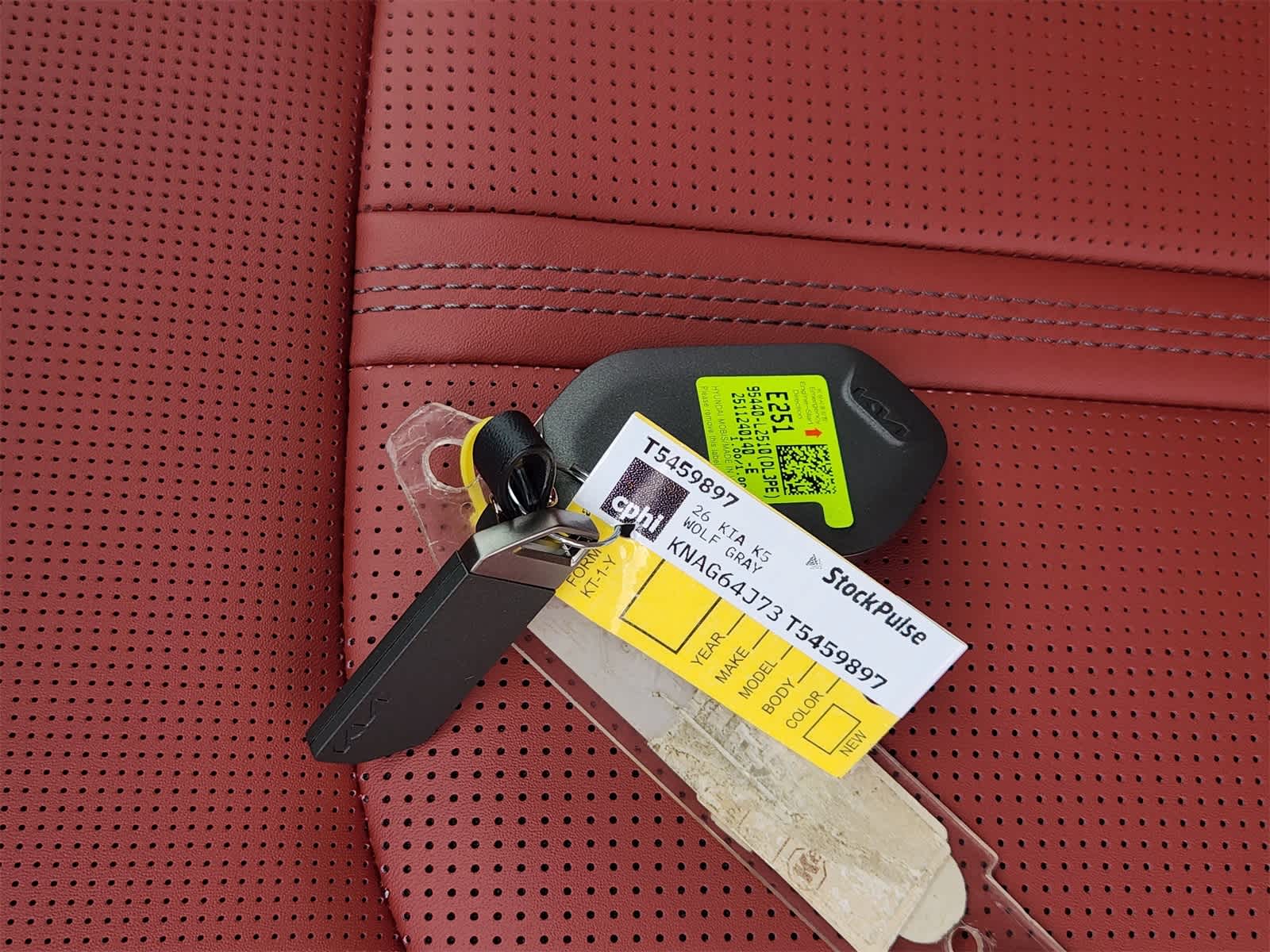 Thumbnail: 2026 Kia K5 - 27