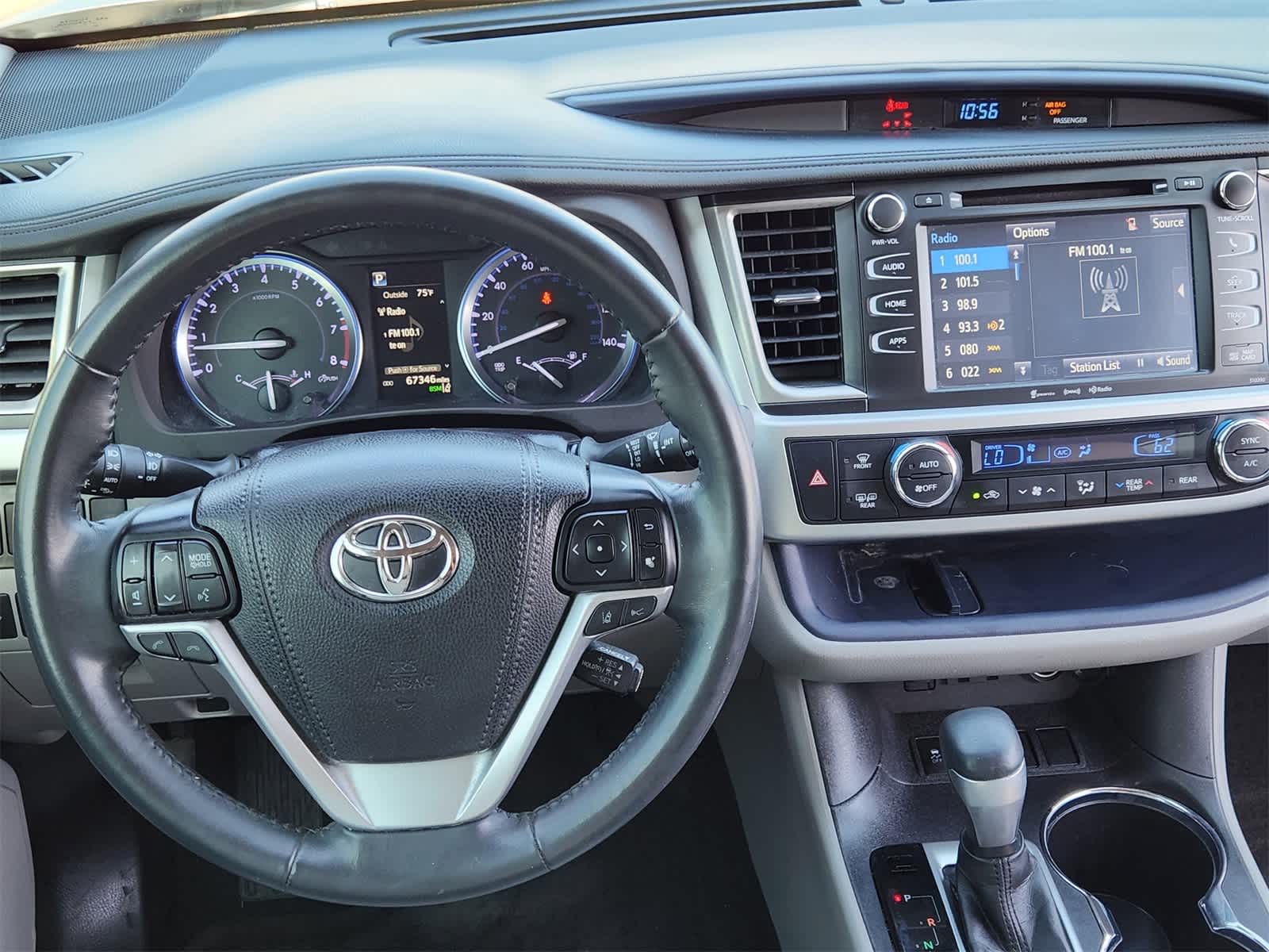 Thumbnail: 2019 Toyota Highlander - 27