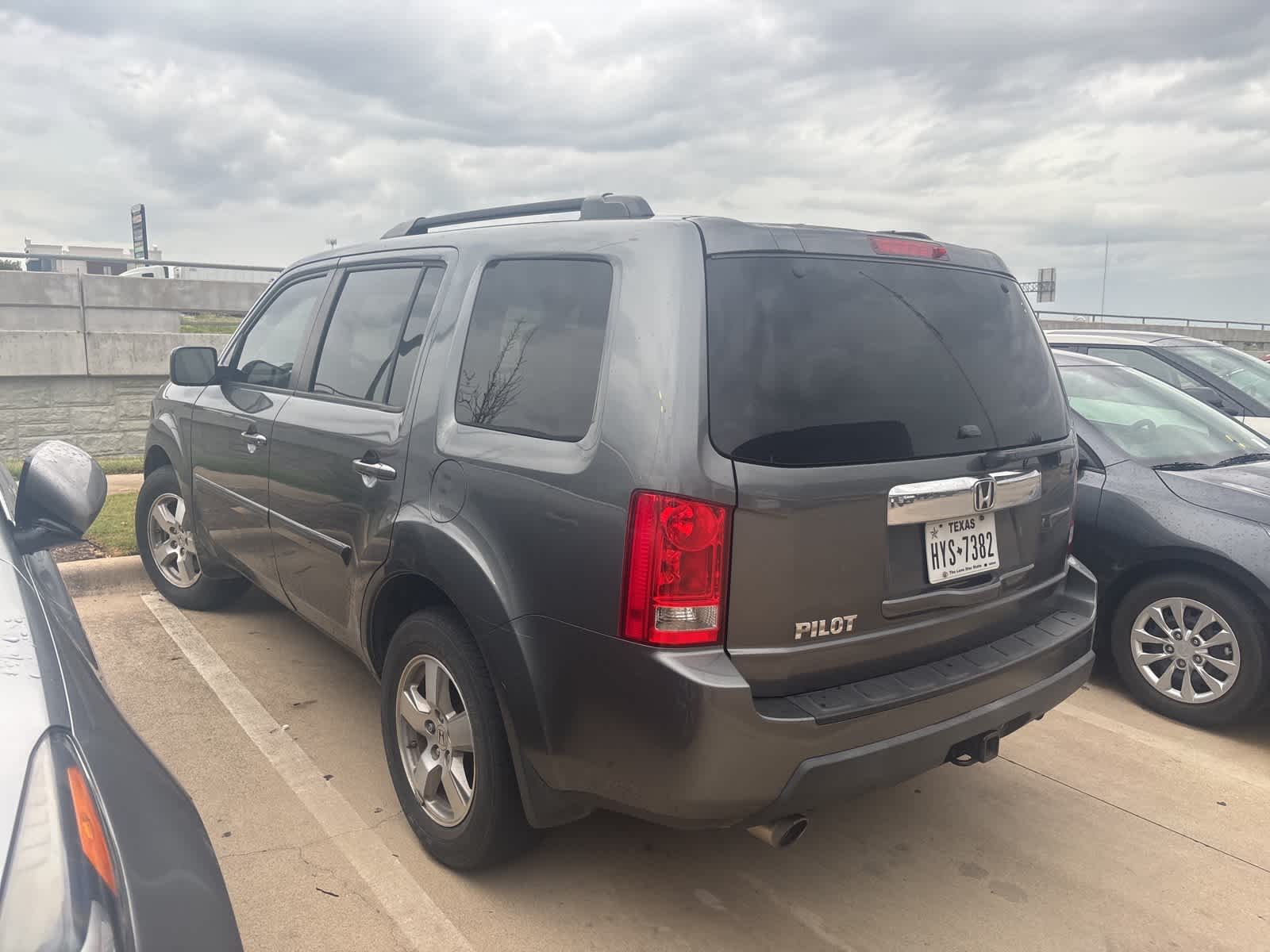 Thumbnail: 2010 Honda Pilot - 6