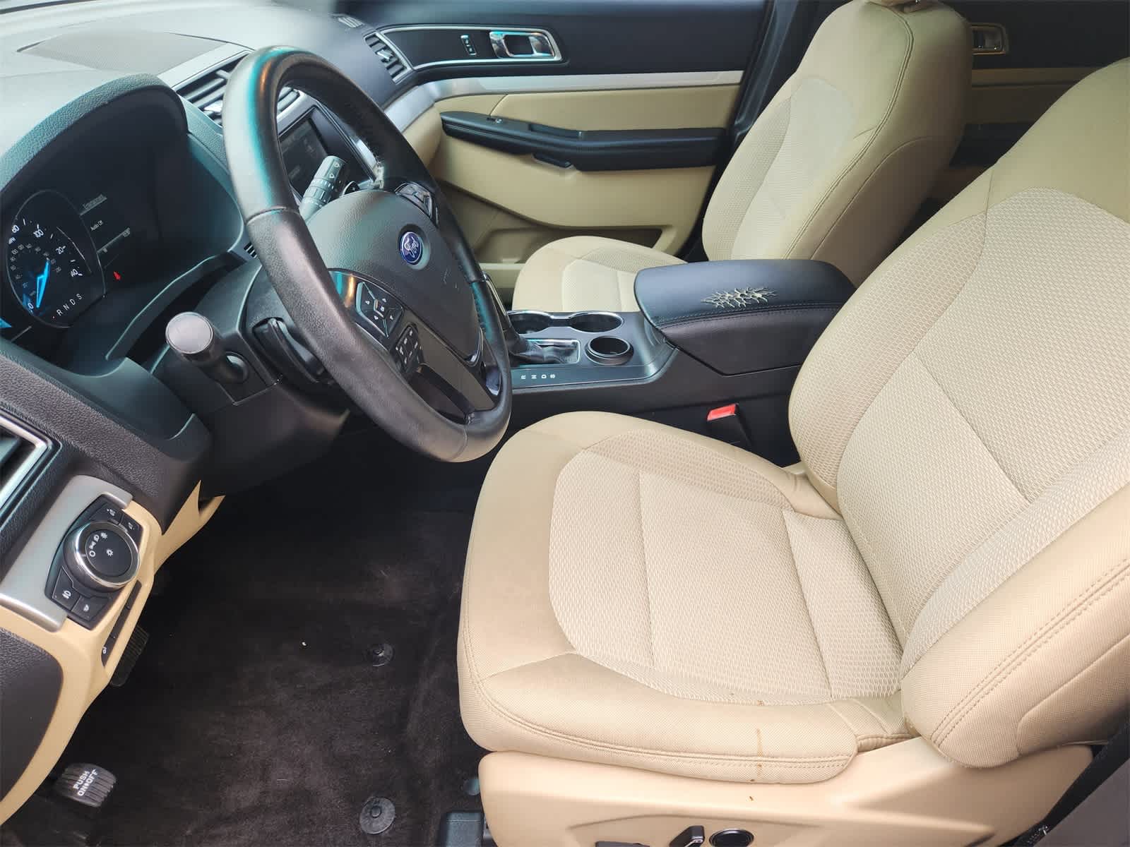 Thumbnail: 2016 Ford Explorer - 12