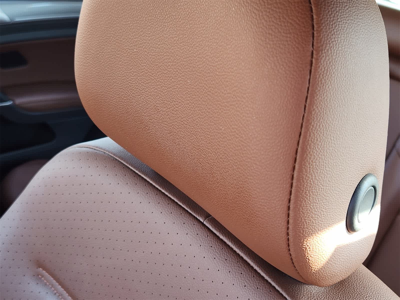 Thumbnail: 2017 Volkswagen Golf - 15