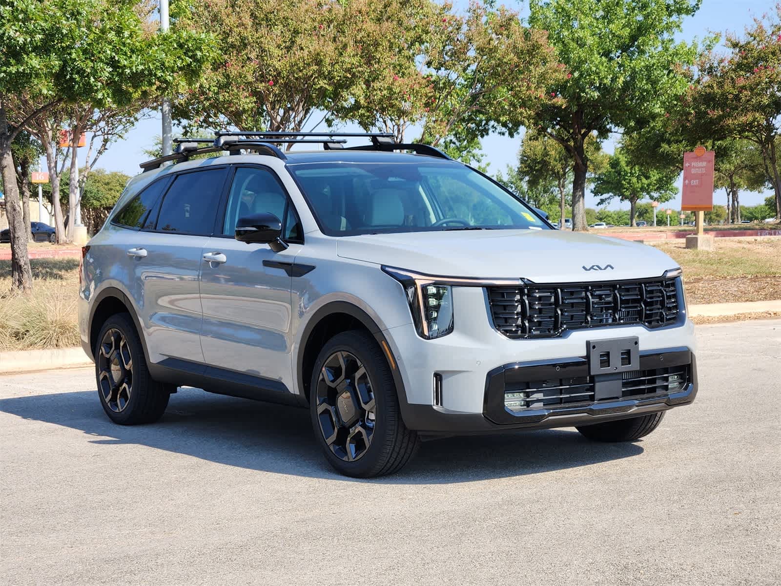 Thumbnail: 2026 Kia Sorento - 3