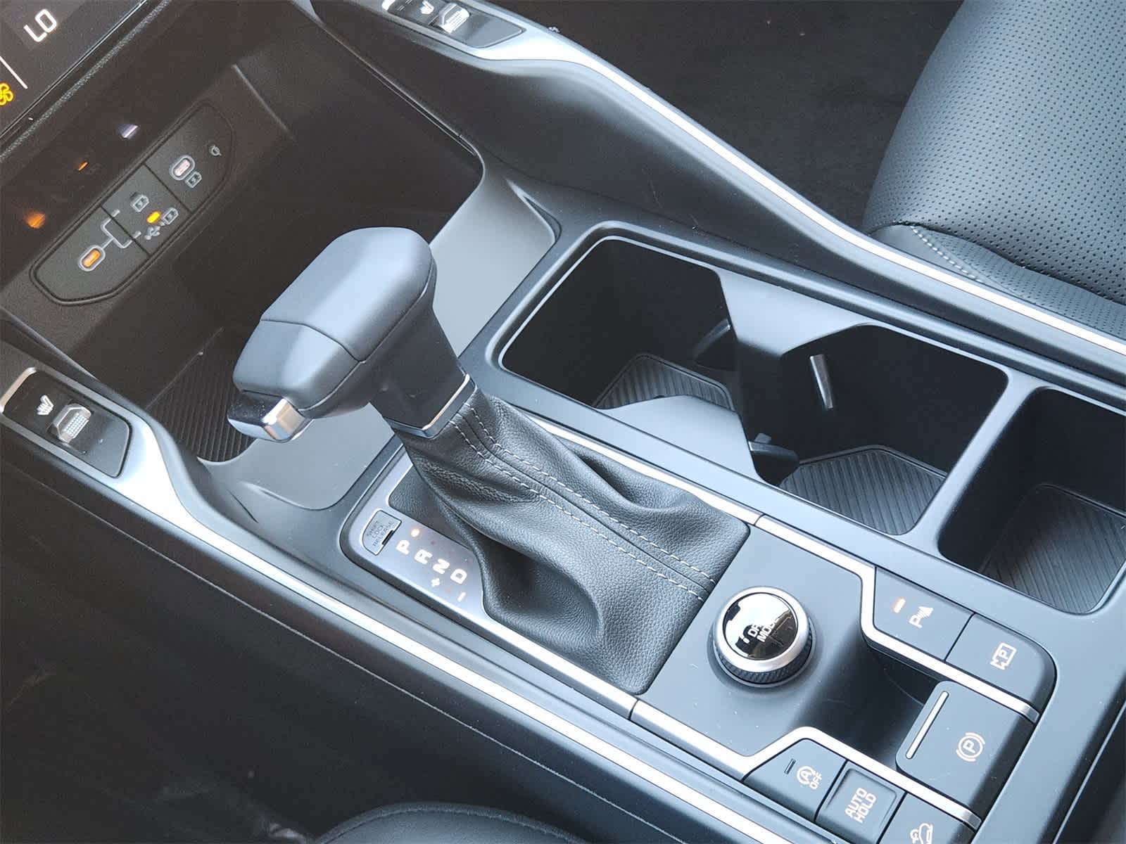 Thumbnail: 2026 Kia Sorento - 17