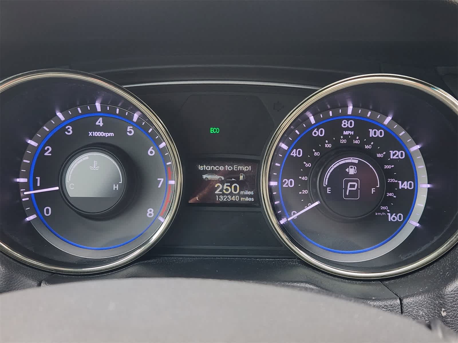 Thumbnail: 2012 Hyundai Sonata - 14