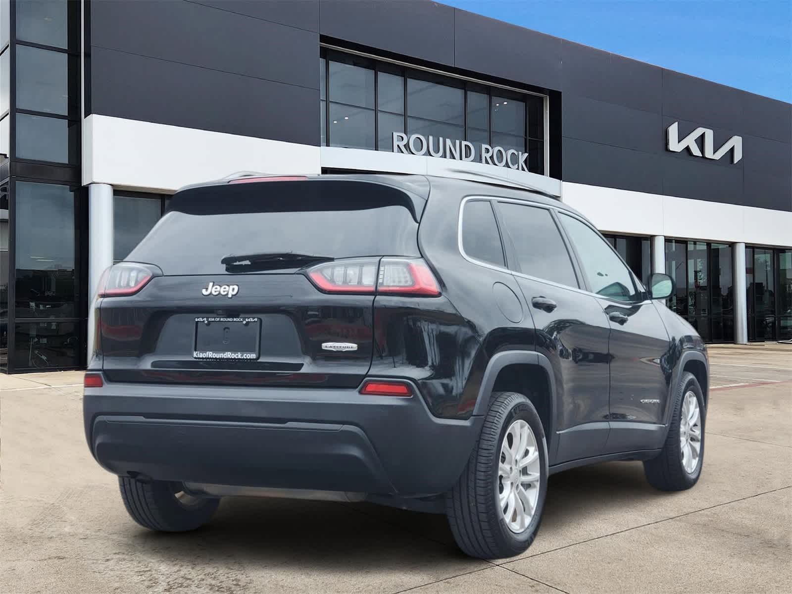 Thumbnail: 2019 Jeep Cherokee - 6