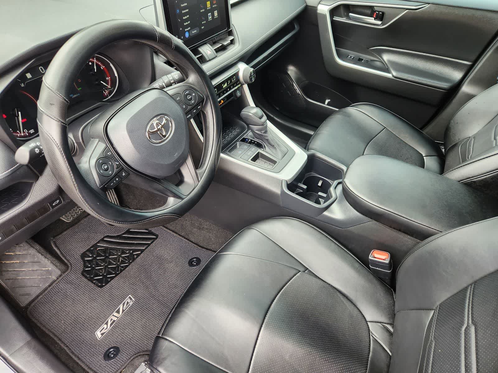 Thumbnail: 2025 Toyota RAV4 - 2