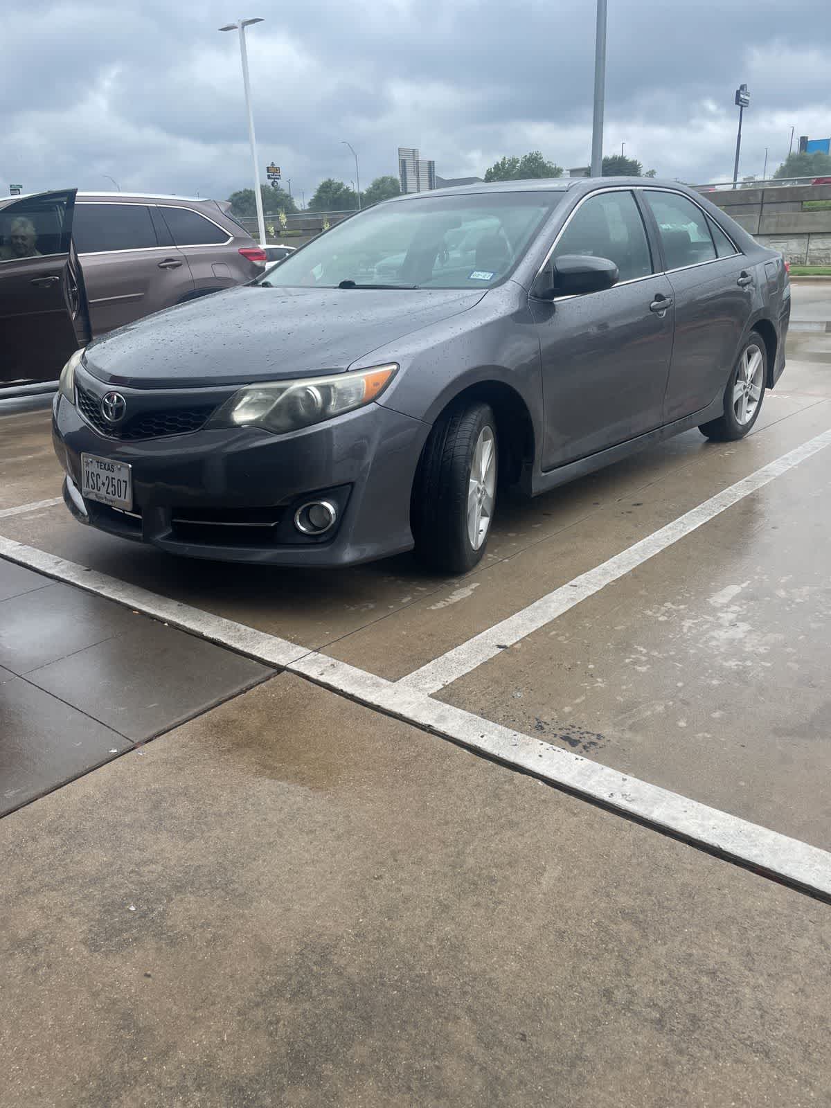 2014 Toyota Camry SE