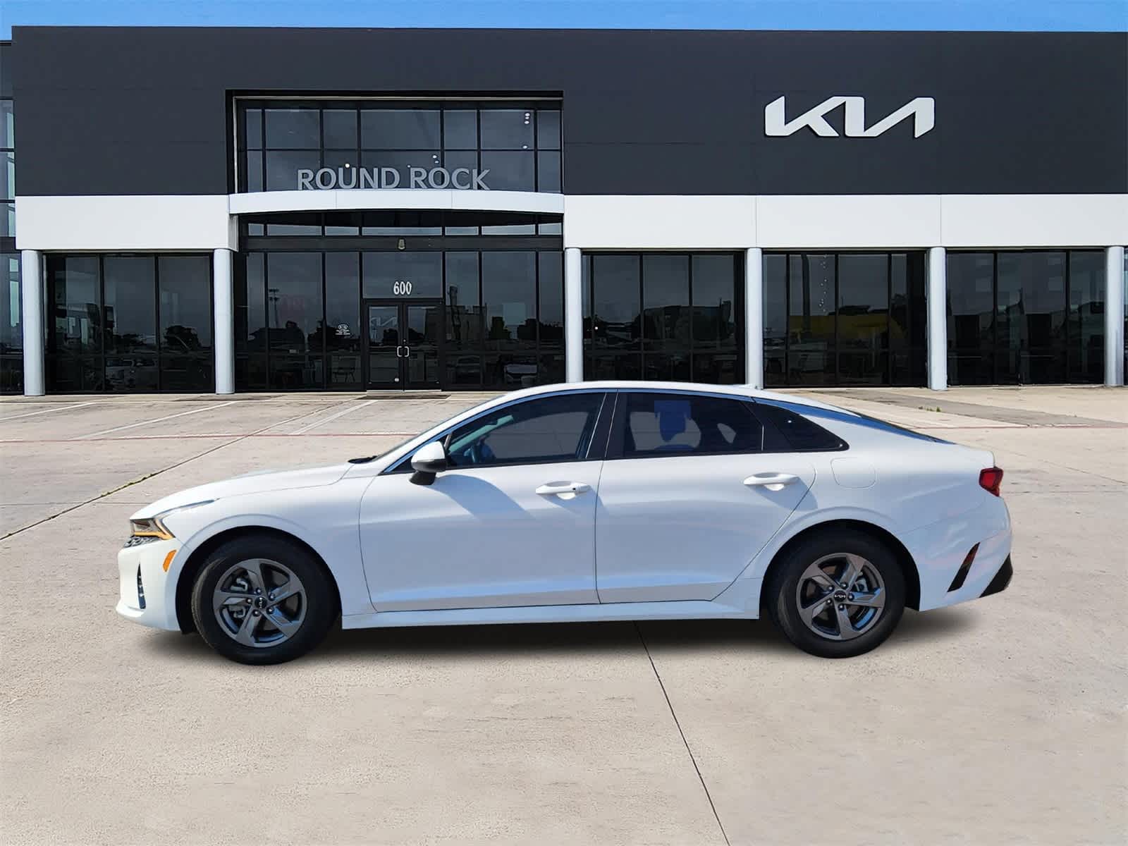 2023 Kia K5 LXS photo 4
