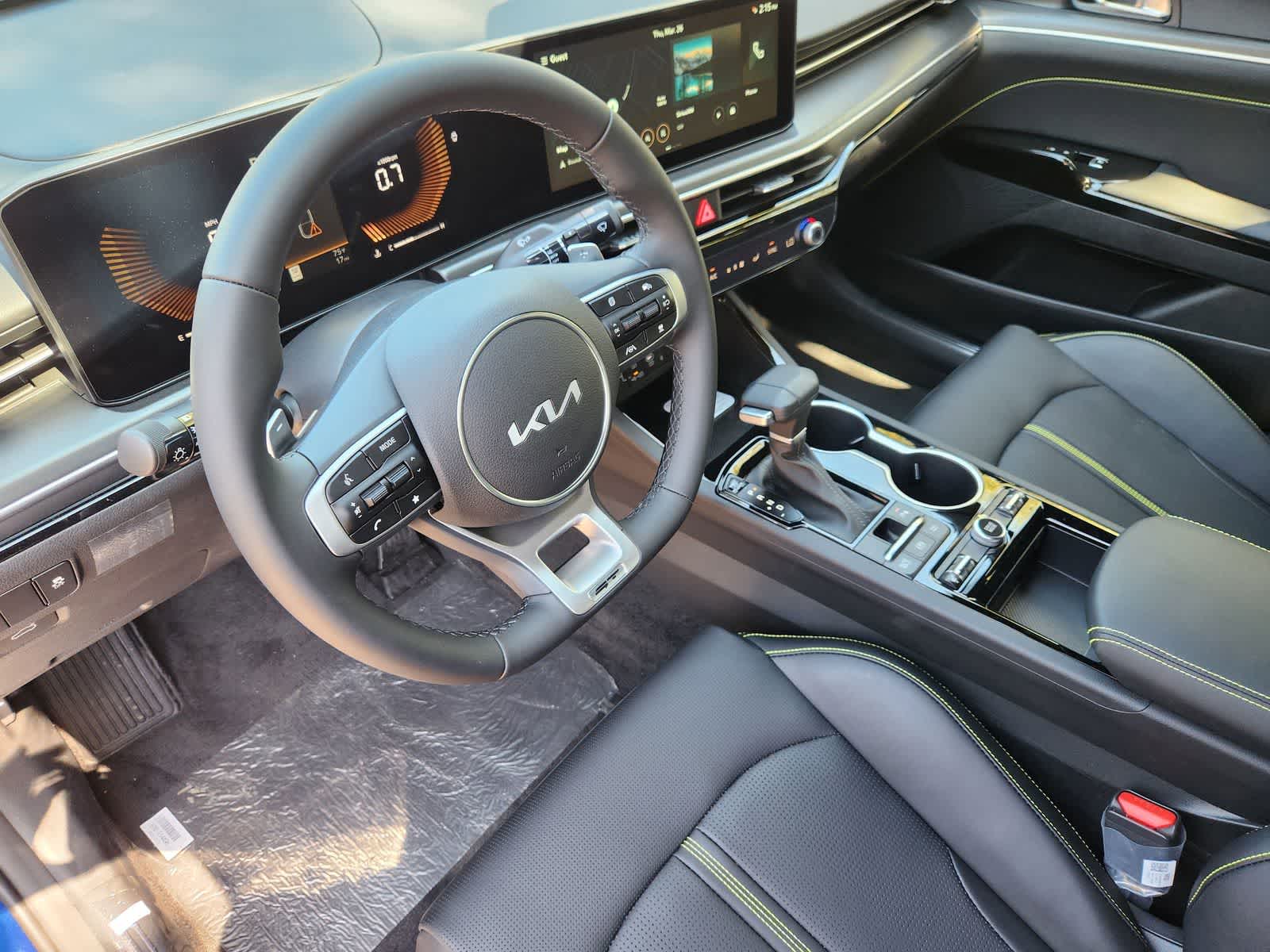 Thumbnail: 2026 Kia K5 - 2