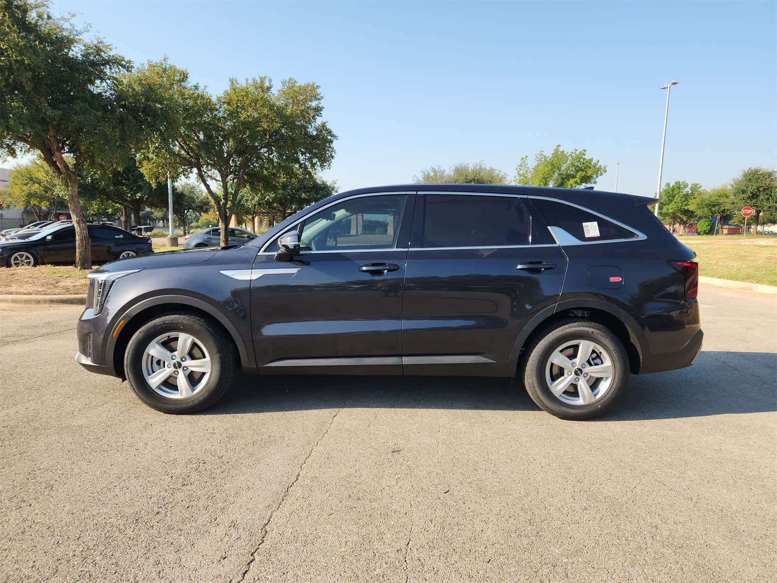 Thumbnail: 2026 Kia Sorento - 3