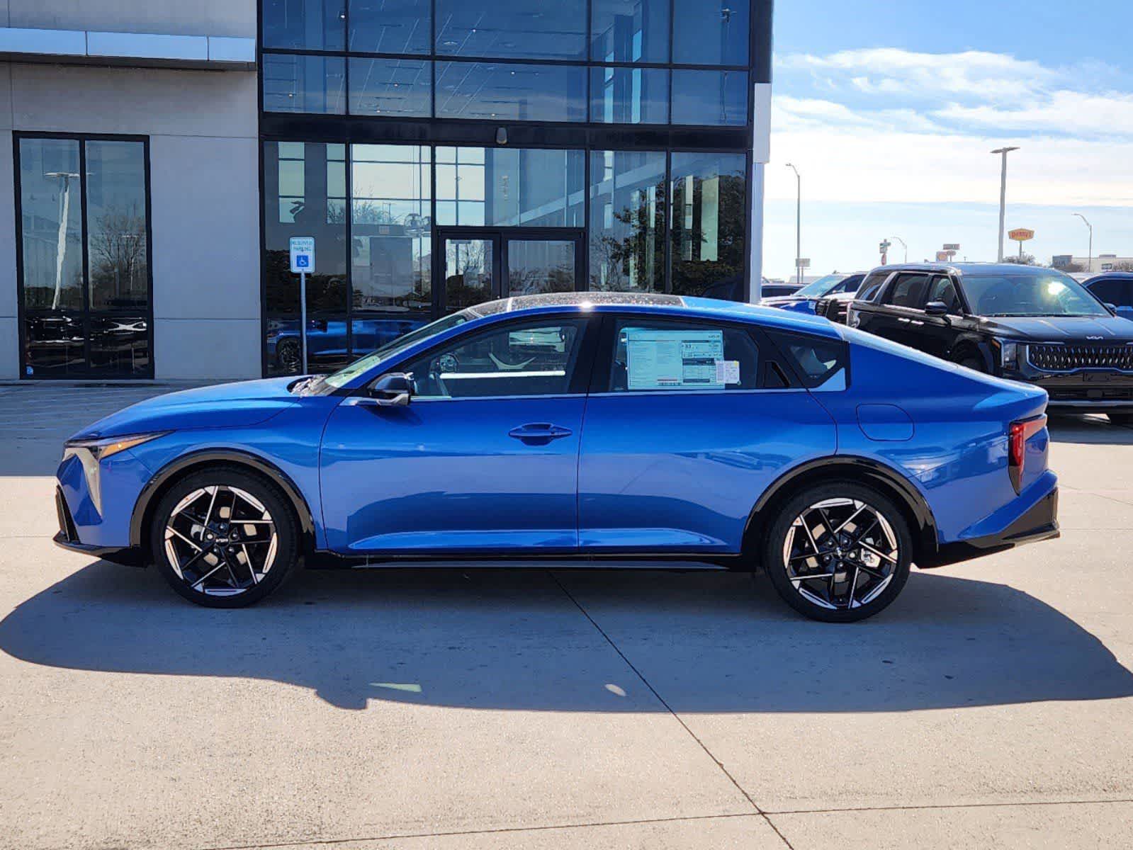 Thumbnail: 2025 Kia K4 - 3