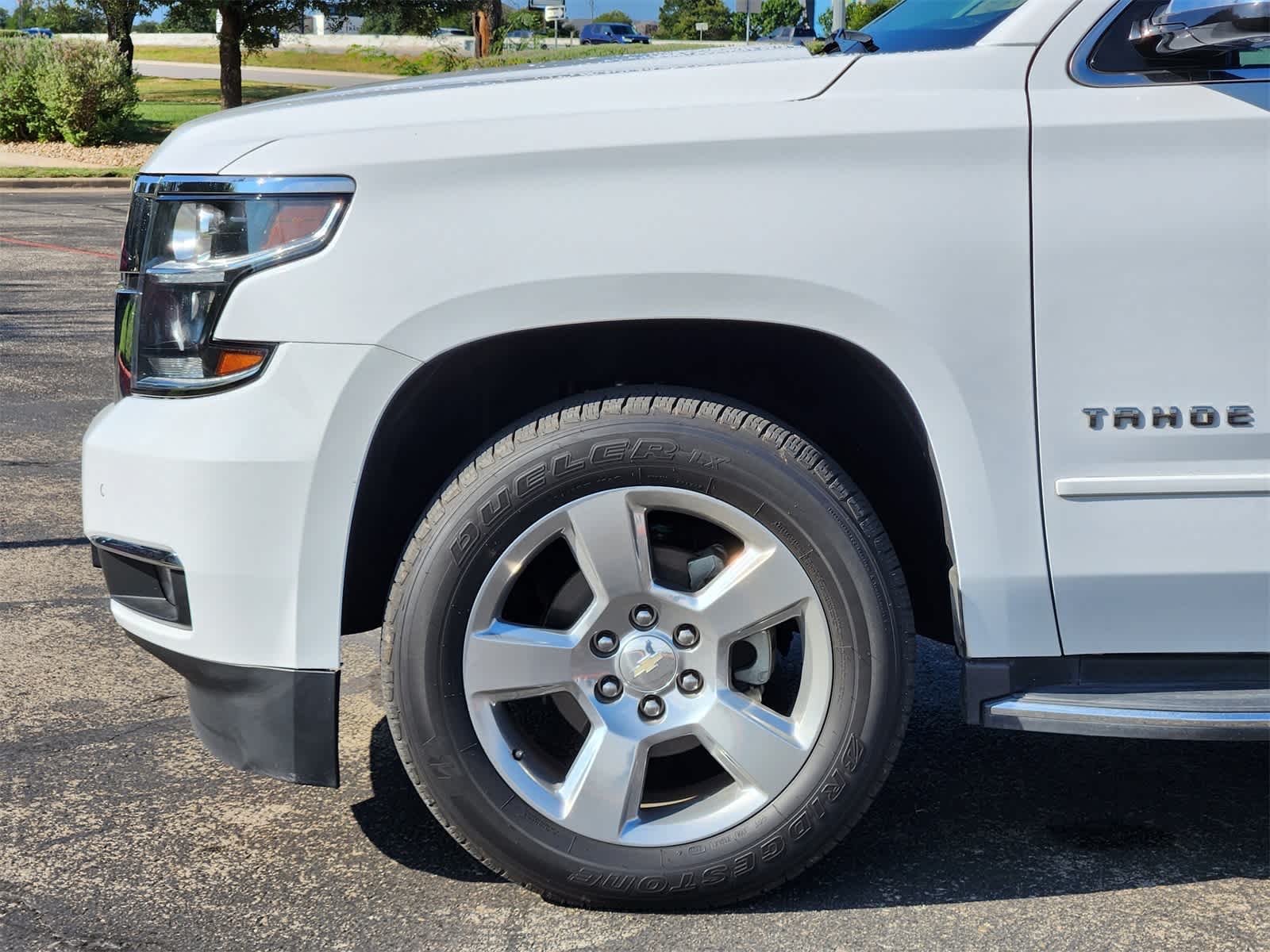Thumbnail: 2019 Chevrolet Tahoe - 8