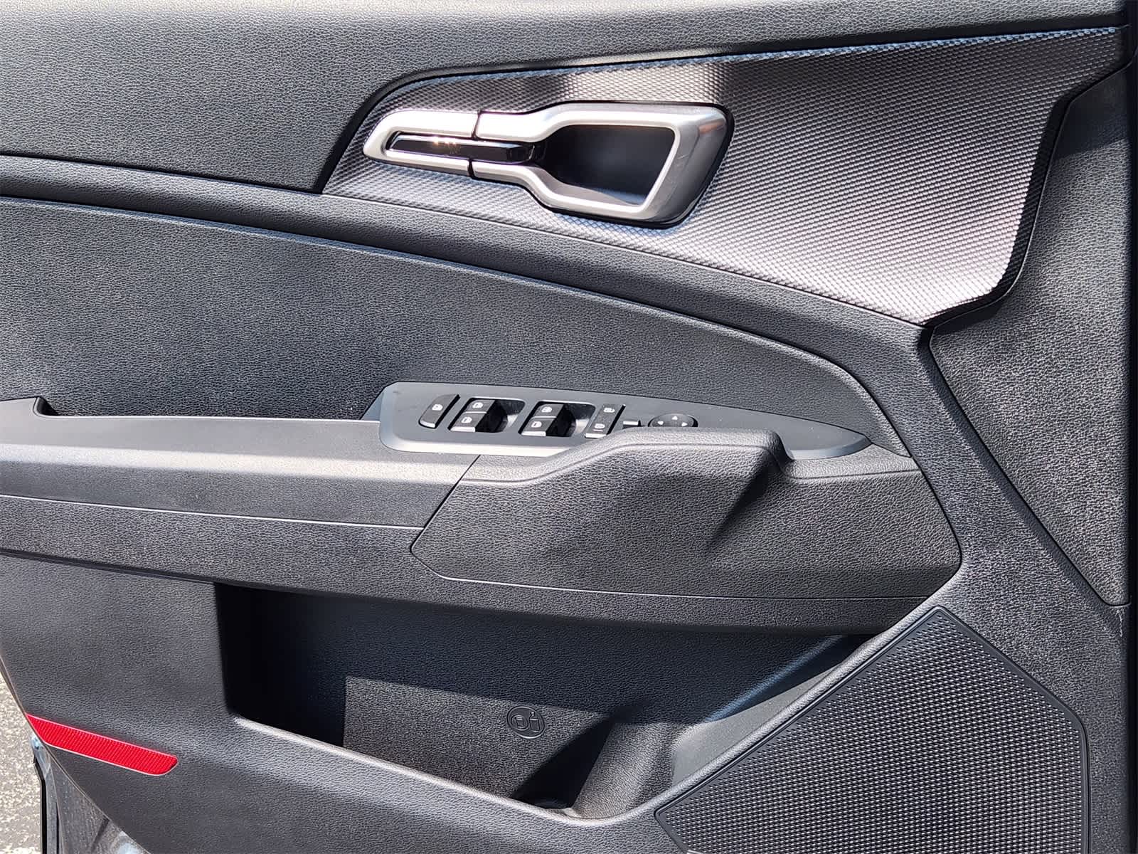 Thumbnail: 2025 Kia Sportage - 16